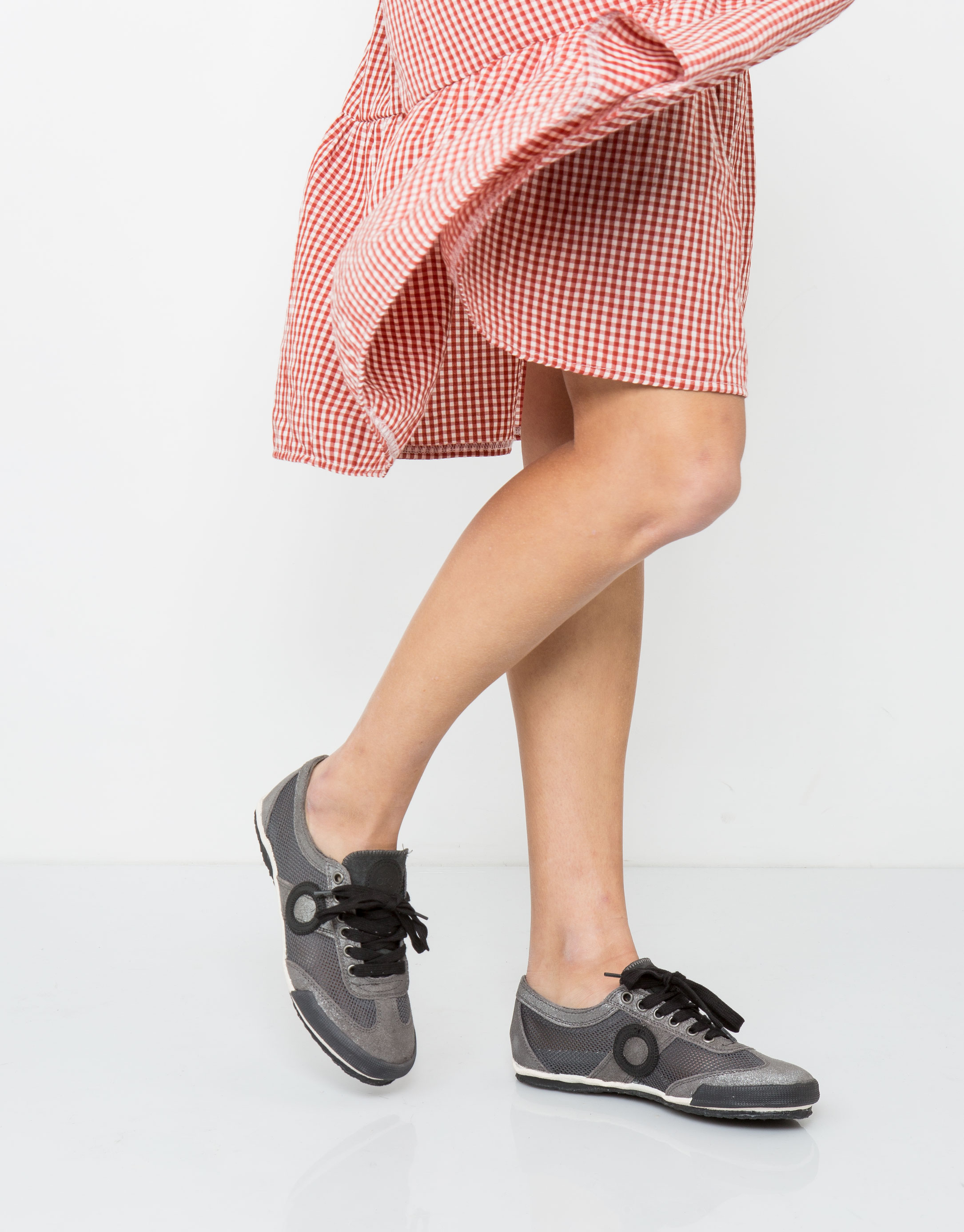 נעלי נשים - Aro - סניקרס JOANETA מבריקות - אפור מבריק2