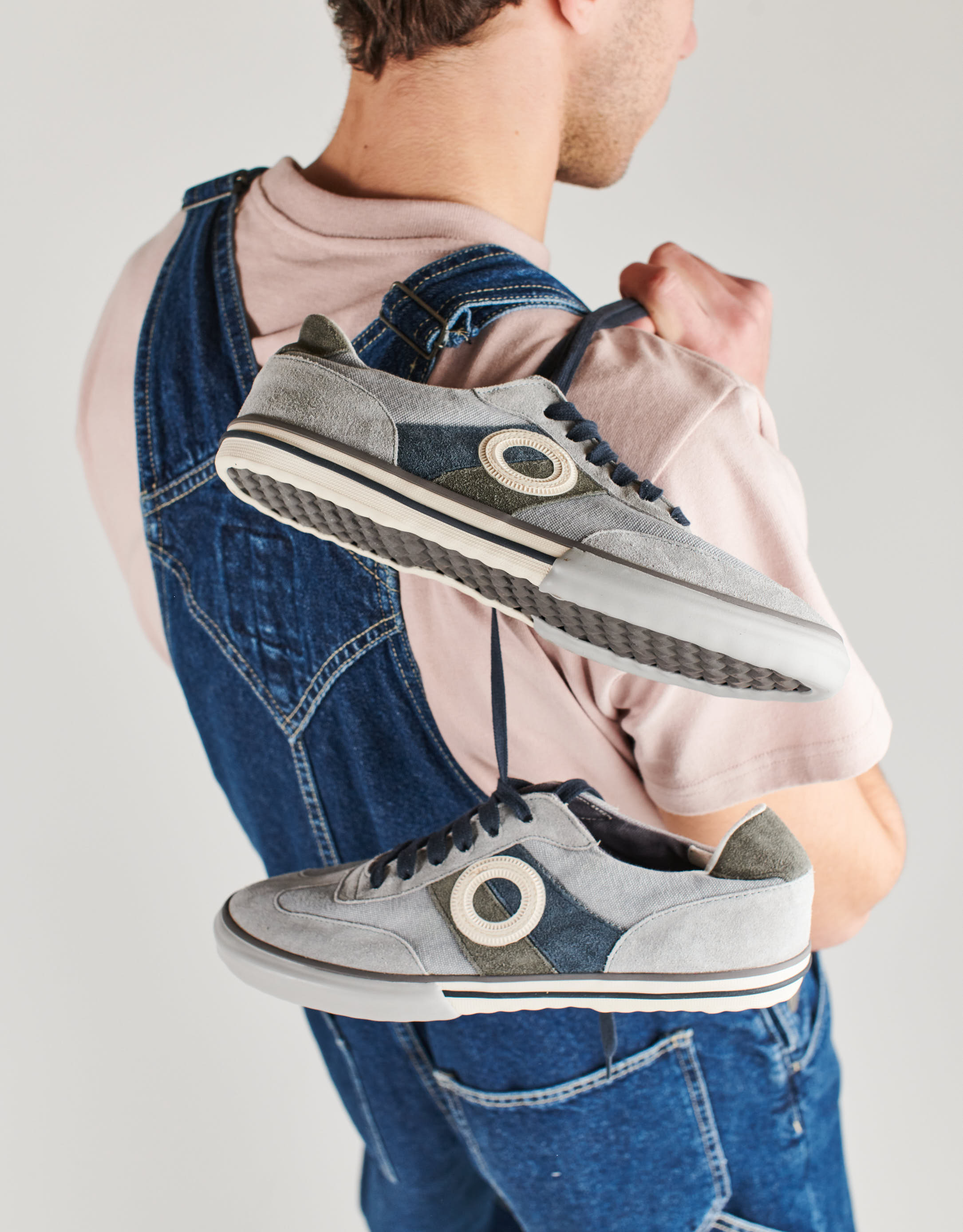 נעלי גברים - Aro - סניקרס POL - אפור בהיר