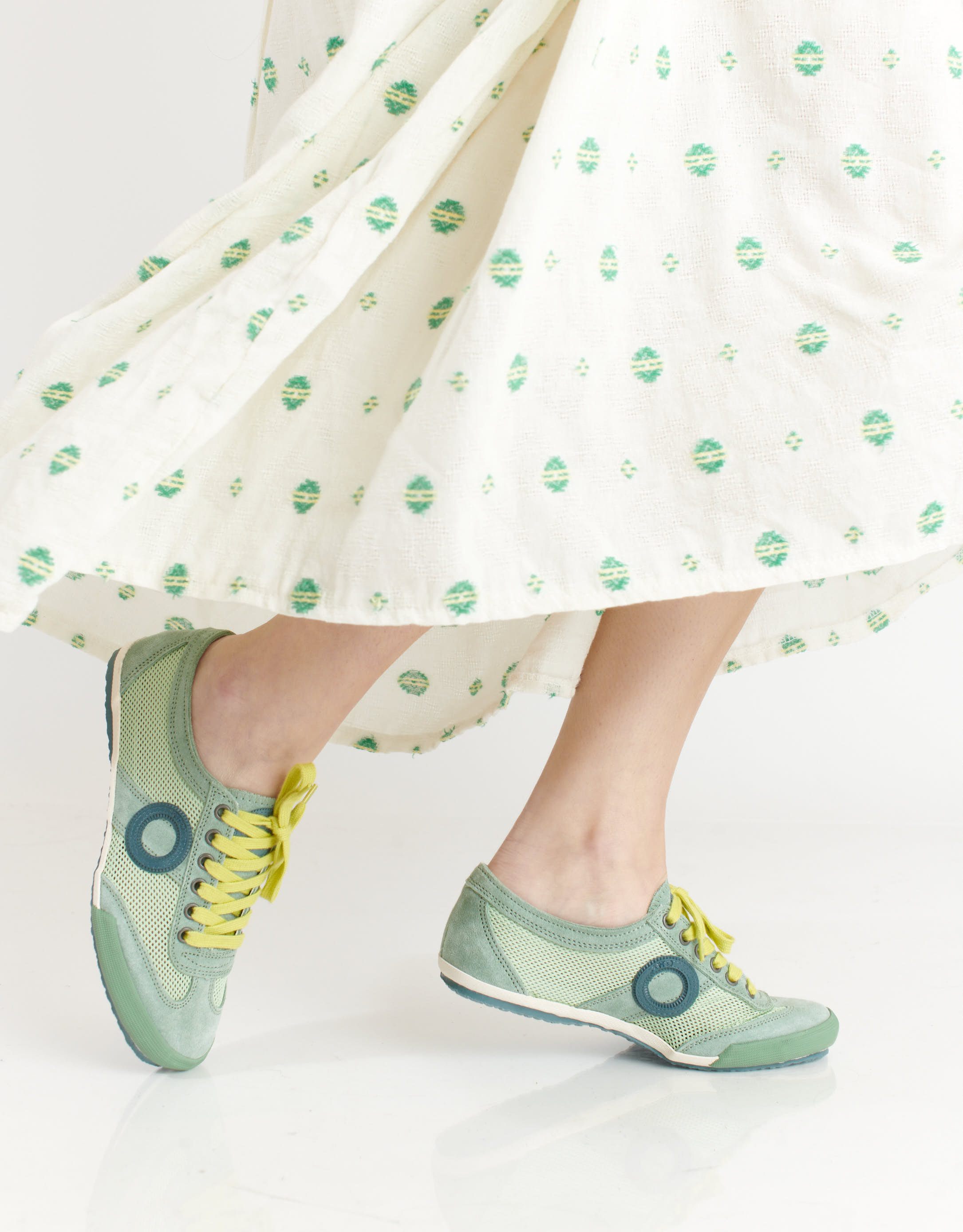 נעלי נשים - Aro - סניקרס JOANETA - ירוק בהיר