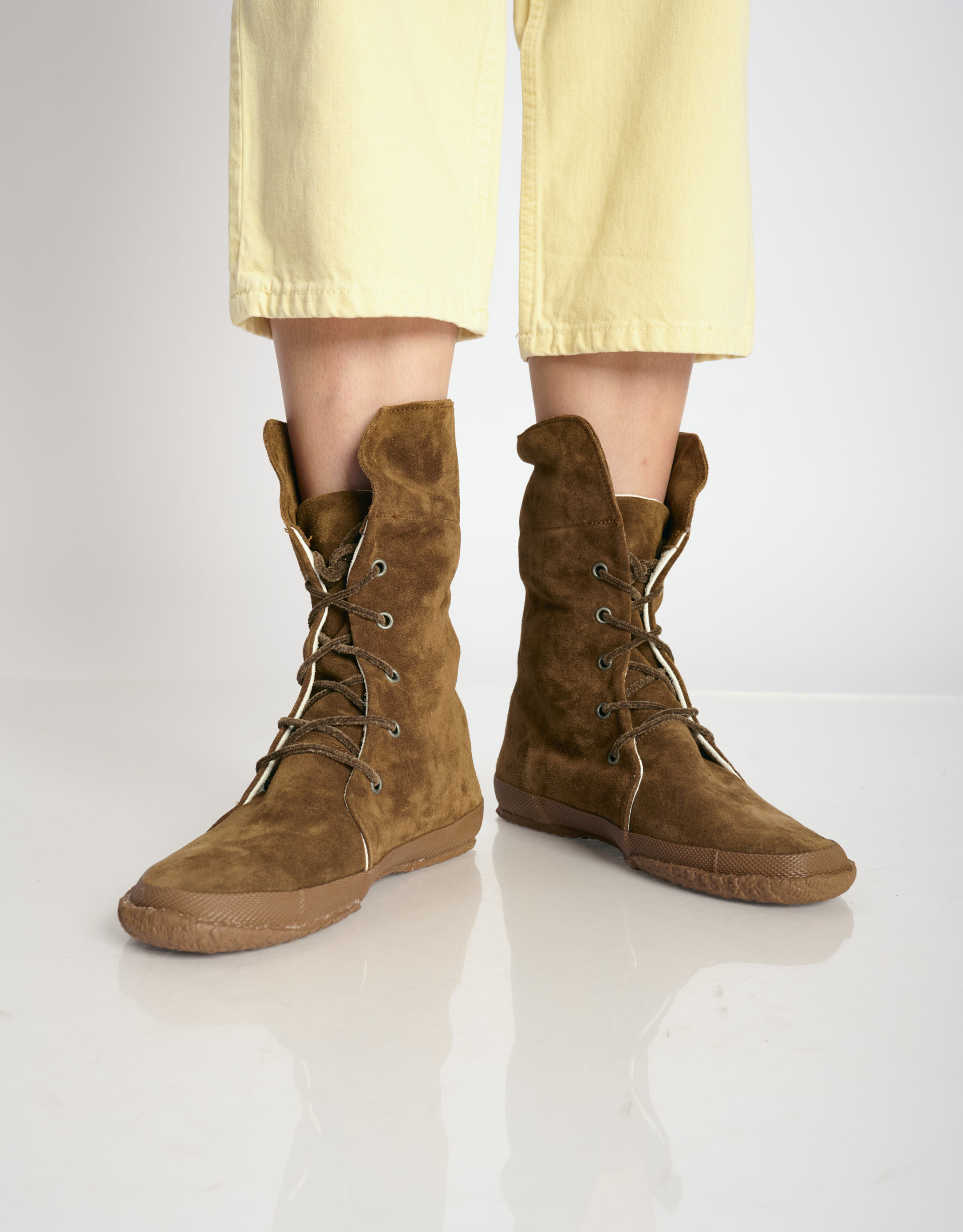 נעלי נשים - Aro - מגפי זמש WILLY - קאמל2