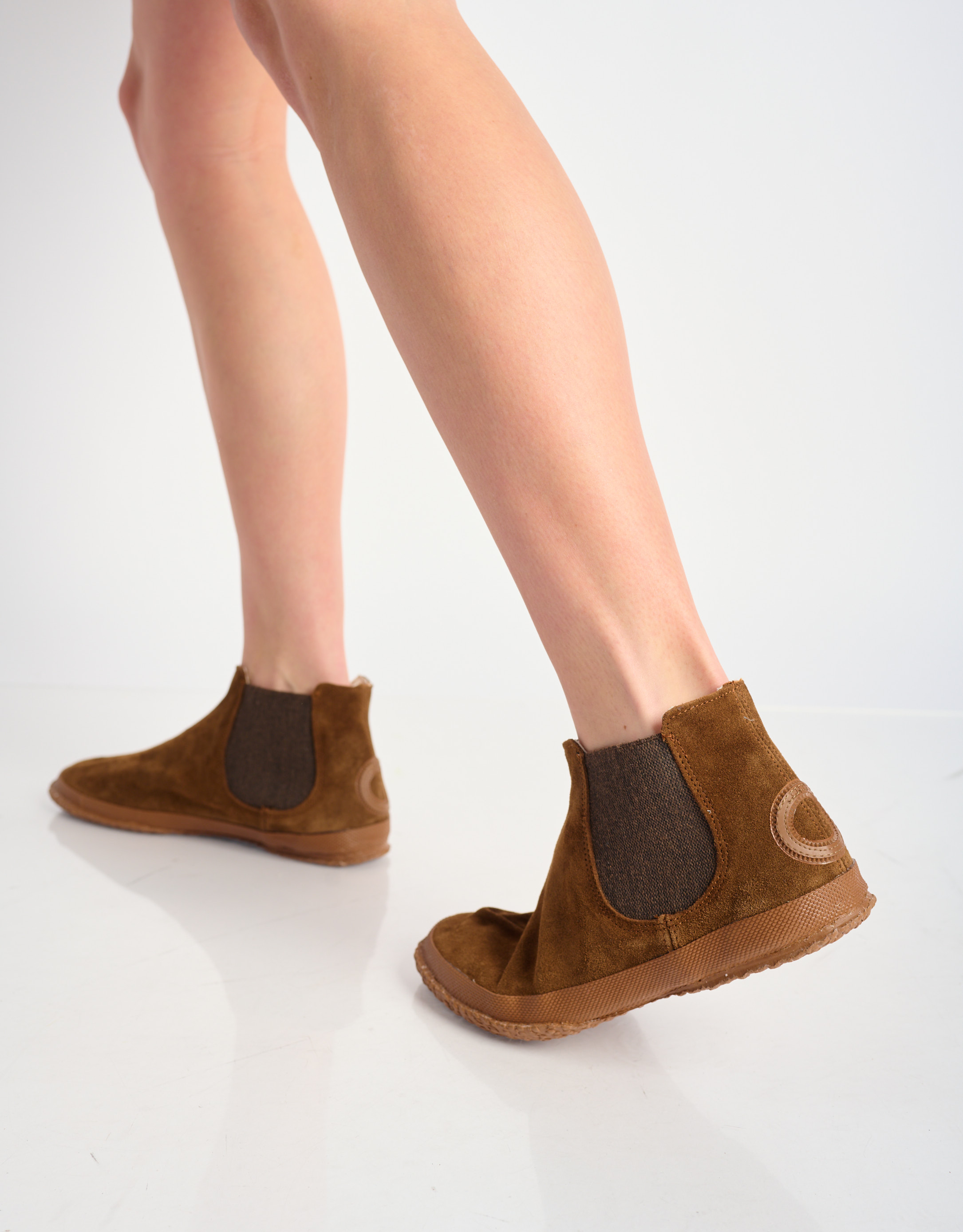 נעלי נשים - Aro - מגפוני צ'לסי WILLY - קאמל3