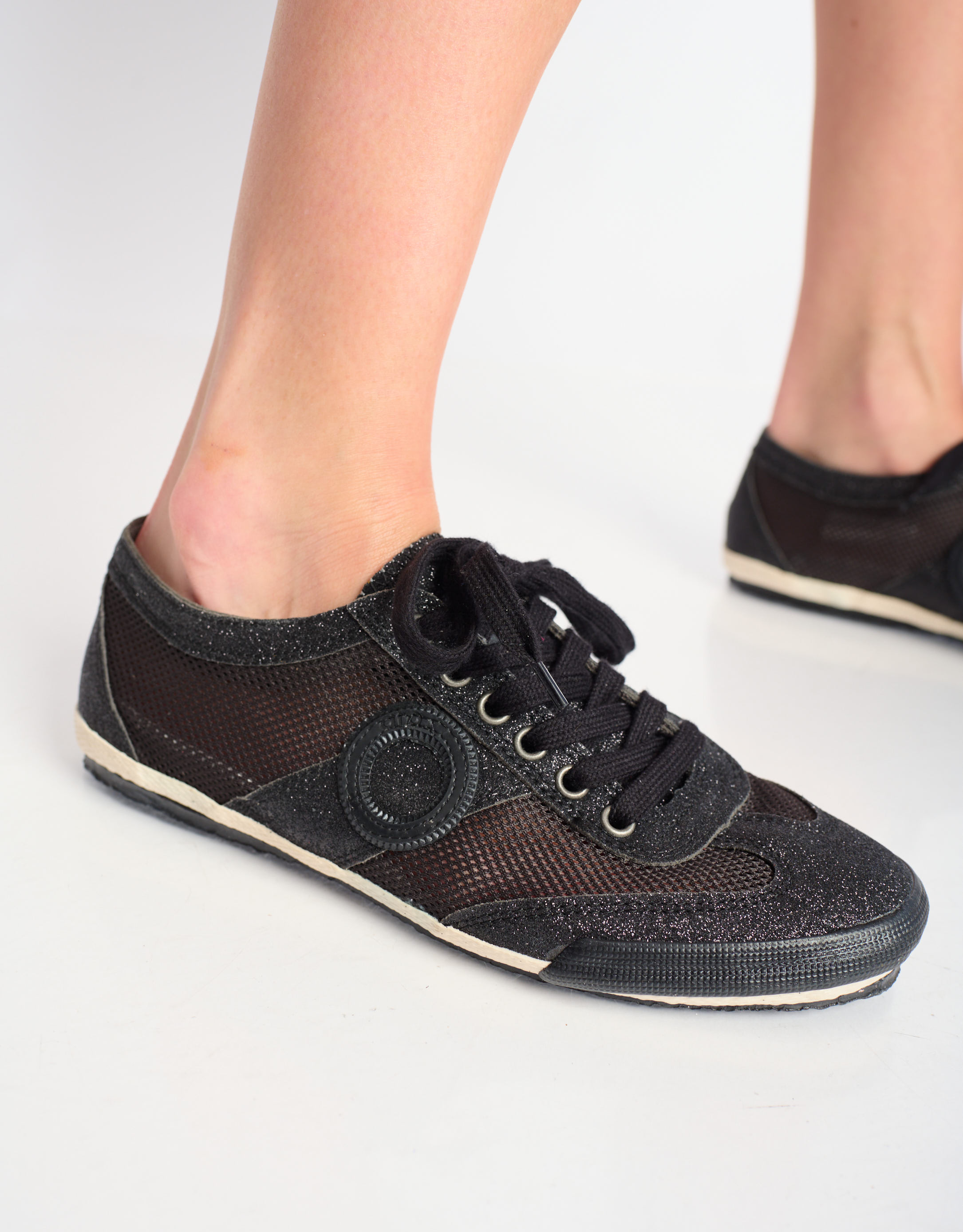 נעלי נשים - Aro - סניקרס JOANETA GLITTER - שחור2