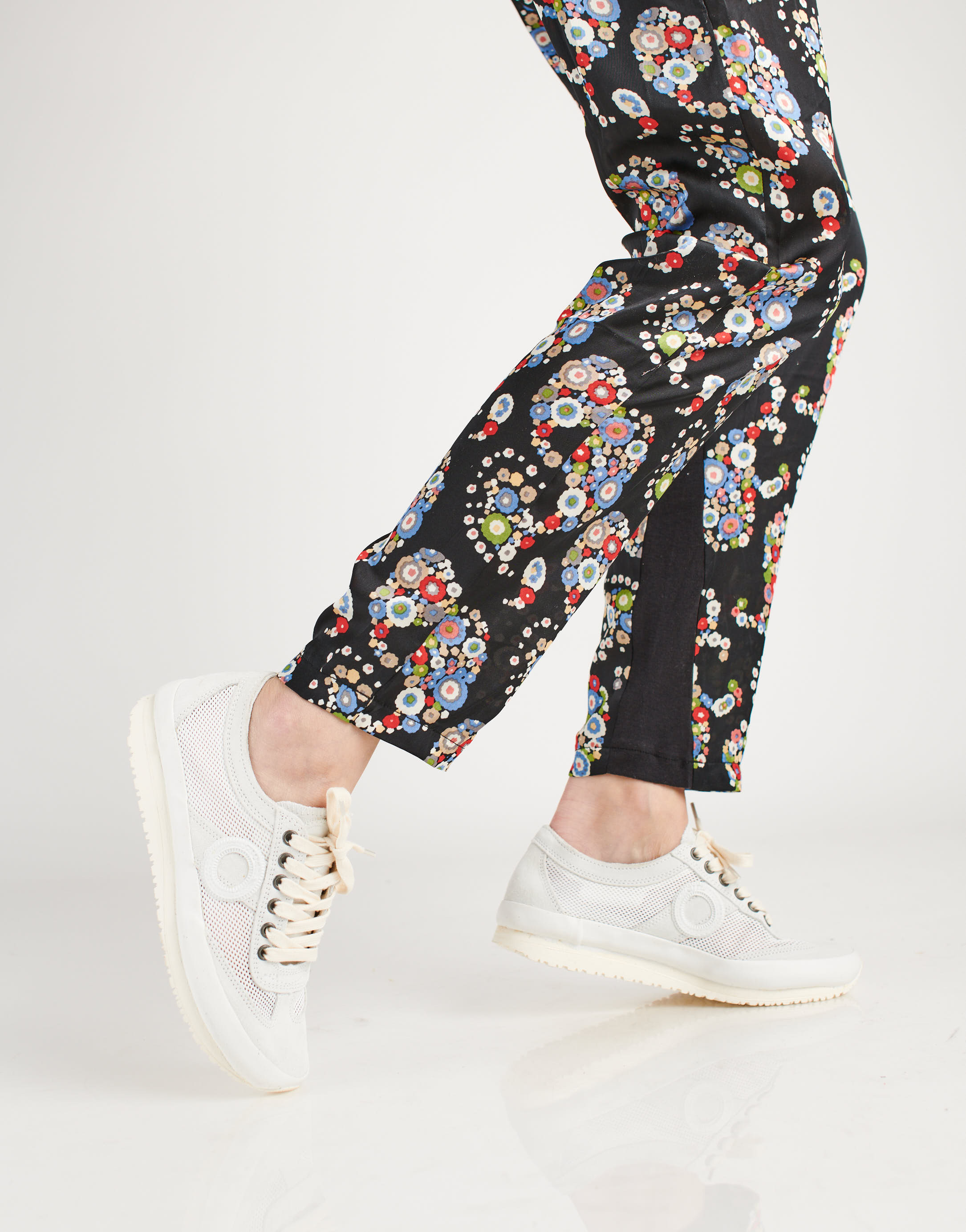 נעלי נשים - Aro - סניקרס JOANETA PLUS - לבן