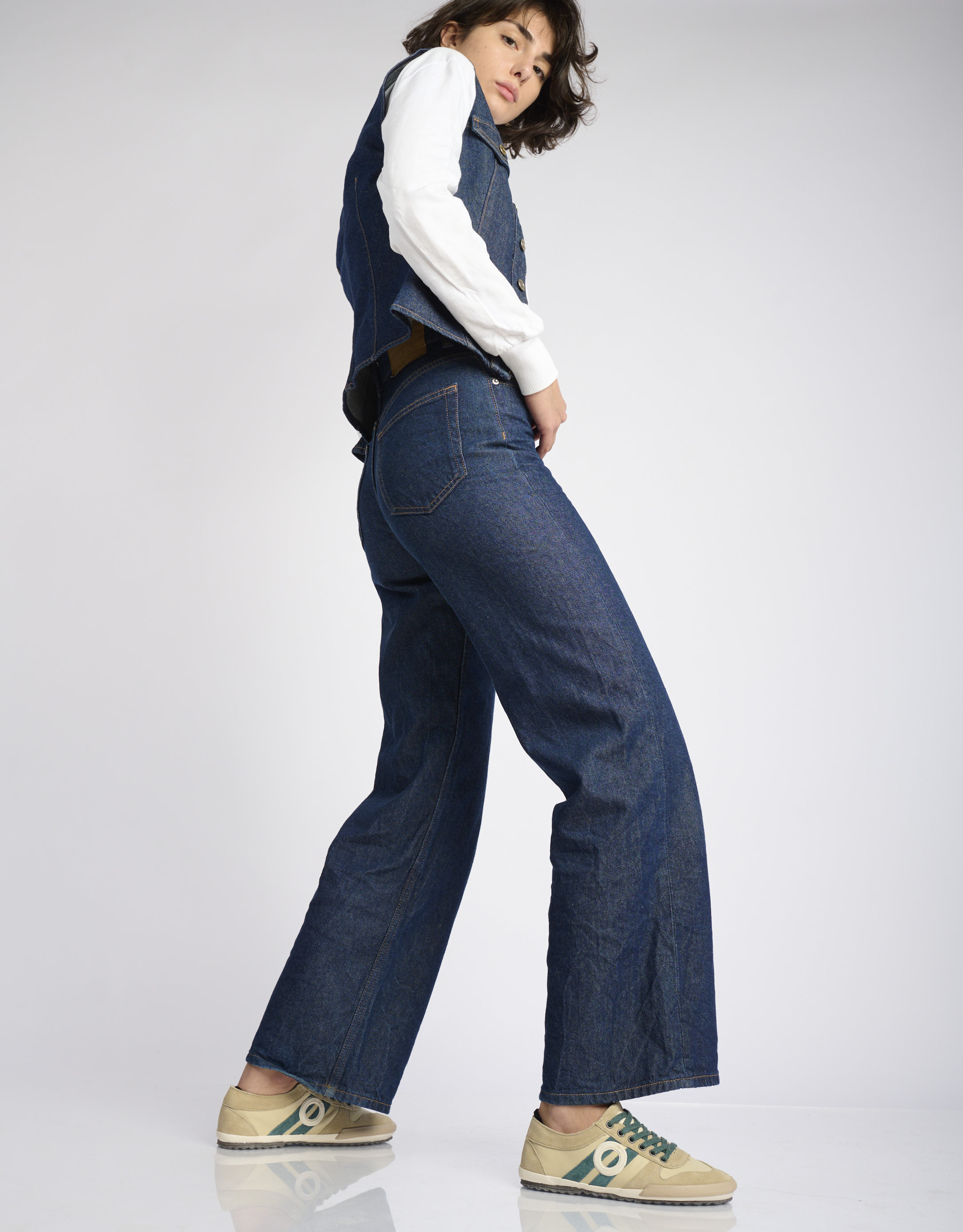 נעלי נשים - Aro - סניקרס נמוכות מעור IDO - אבן3