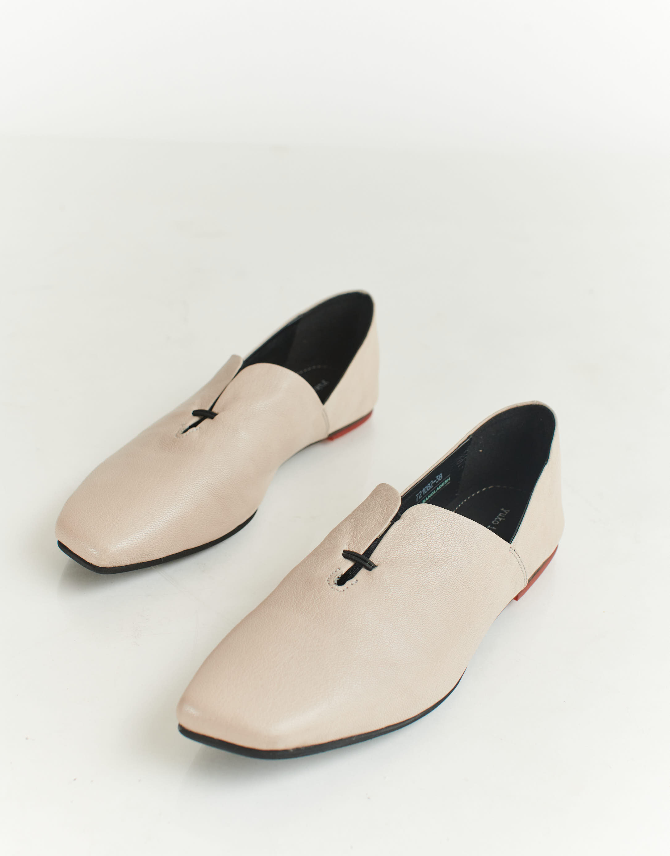 נעלי נשים - Yuko Imanishi - נעלי עור שטוחות AZU - אפור בהיר2