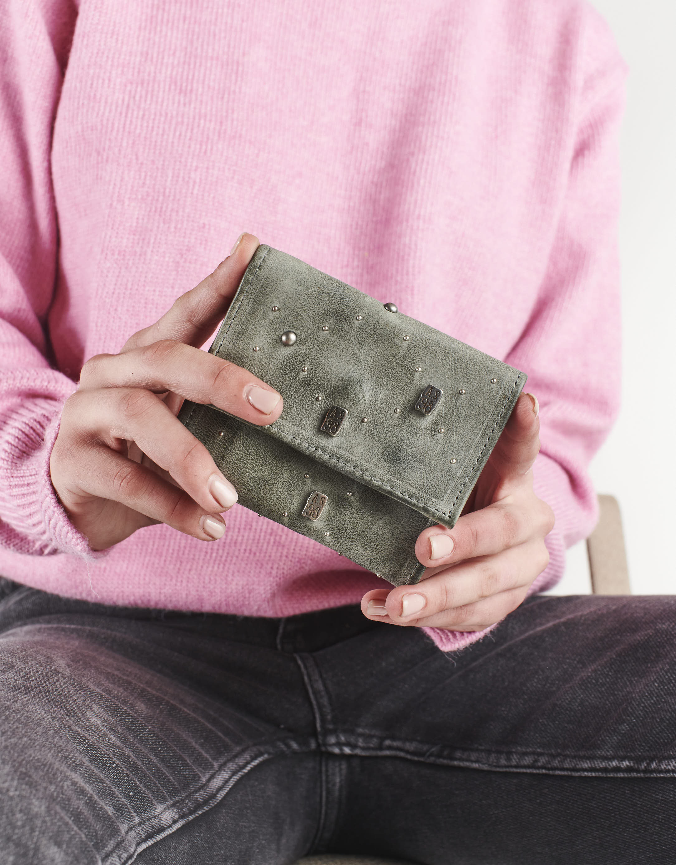 נעלי נשים - A.S. 98 - ארנק ניטים קטן ALESSA - אפור