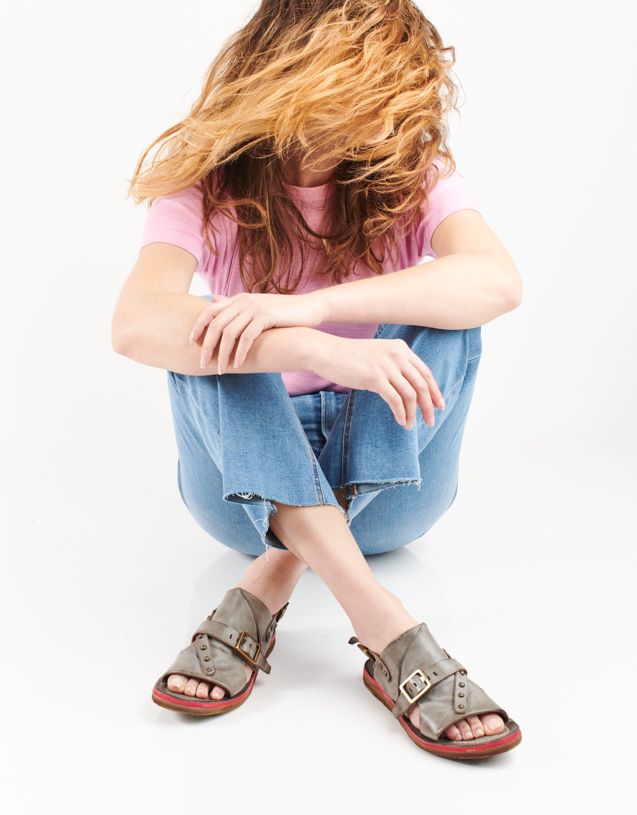 נעלי נשים - A.S. 98 - סנדלים שטוחים BUSA - אפור