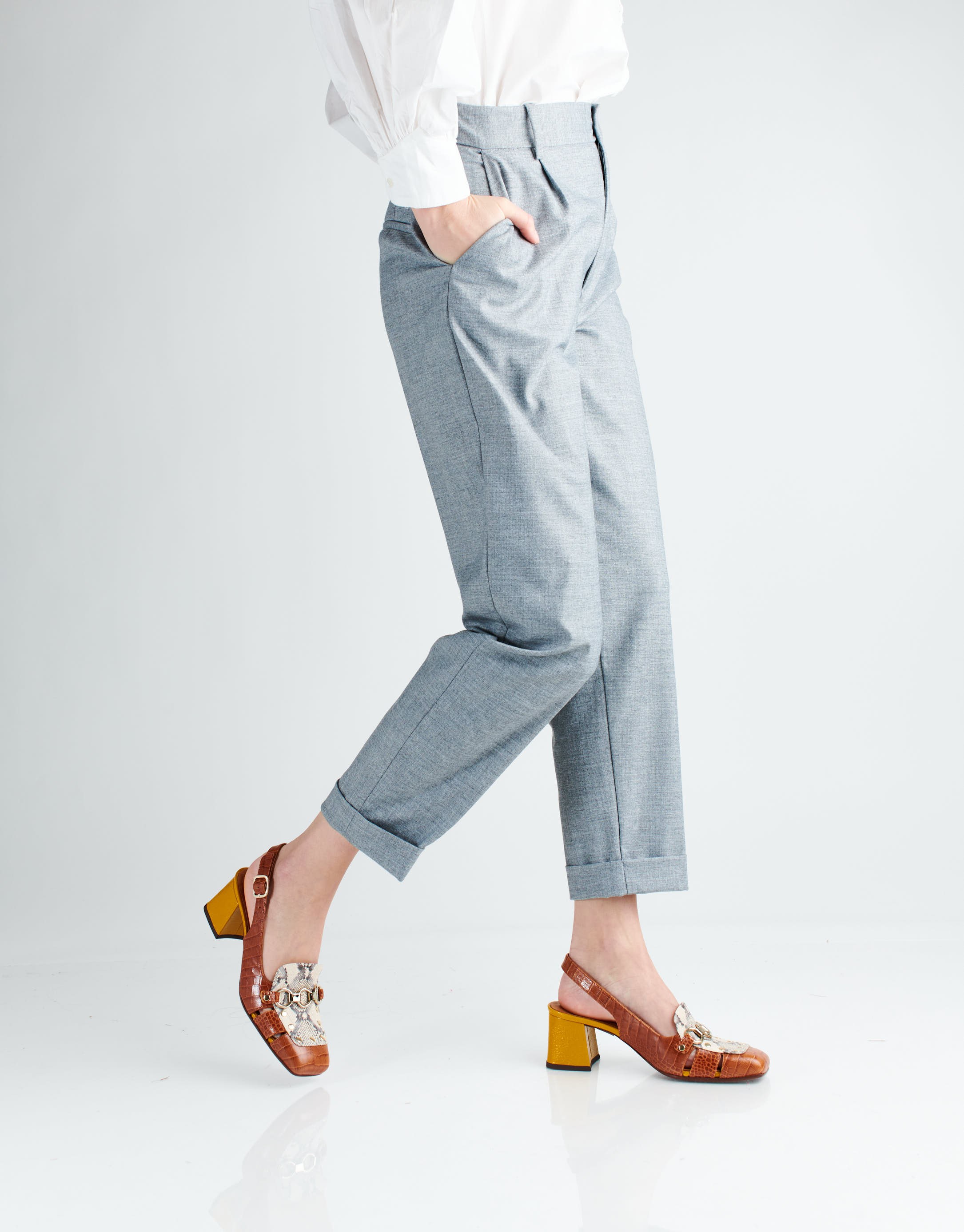 נעלי נשים - Chie Mihara - נעלי סירה עם עקב VURURU - חום   צהוב