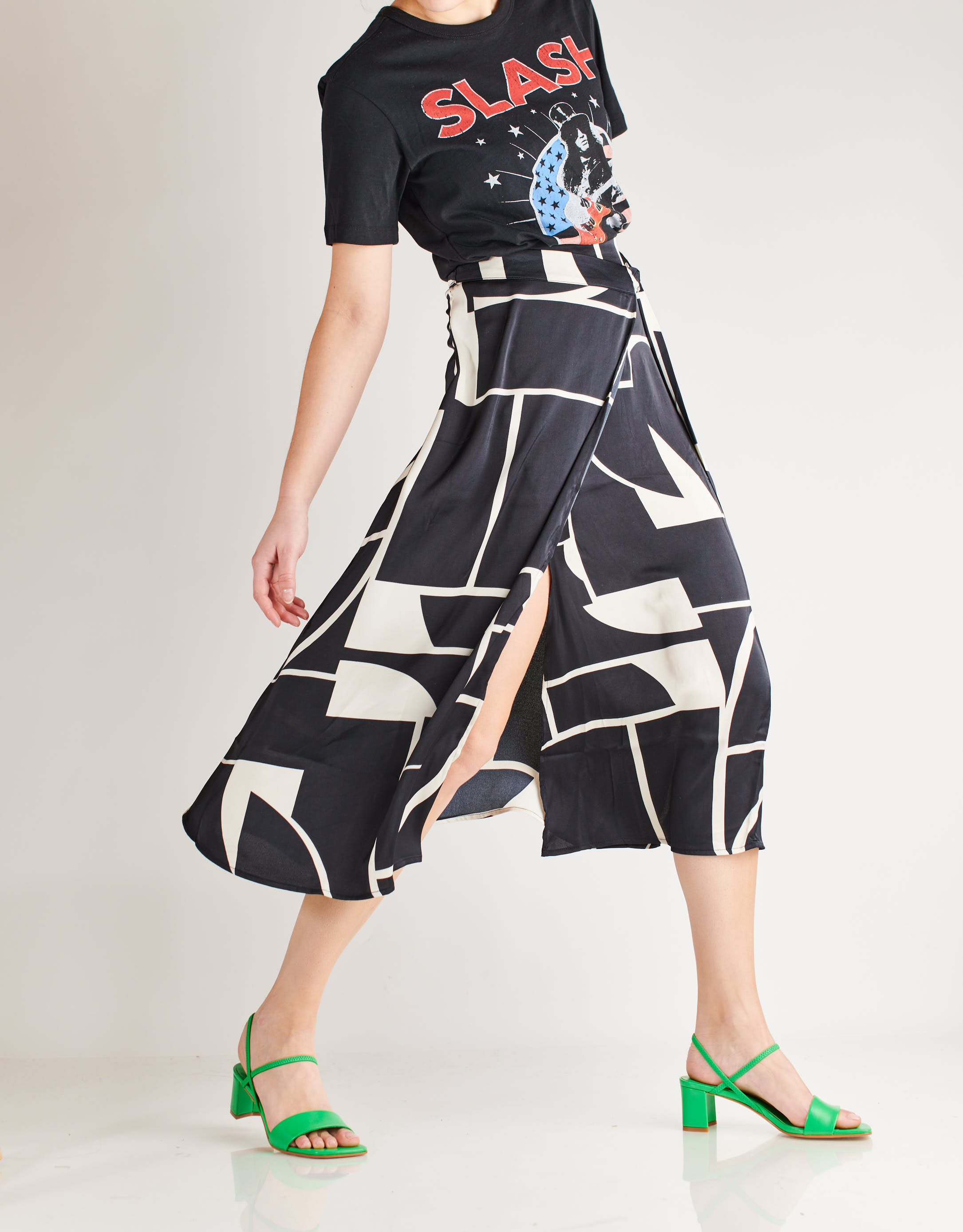 נעלי נשים - Jeffrey Campbell - סנדלי דמוי עור ADAPT - ירוק