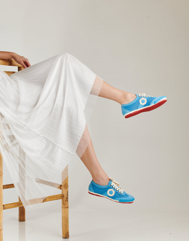 נעלי נשים - Aro - סניקרס JOANETA VEGAN - כחול   לבן