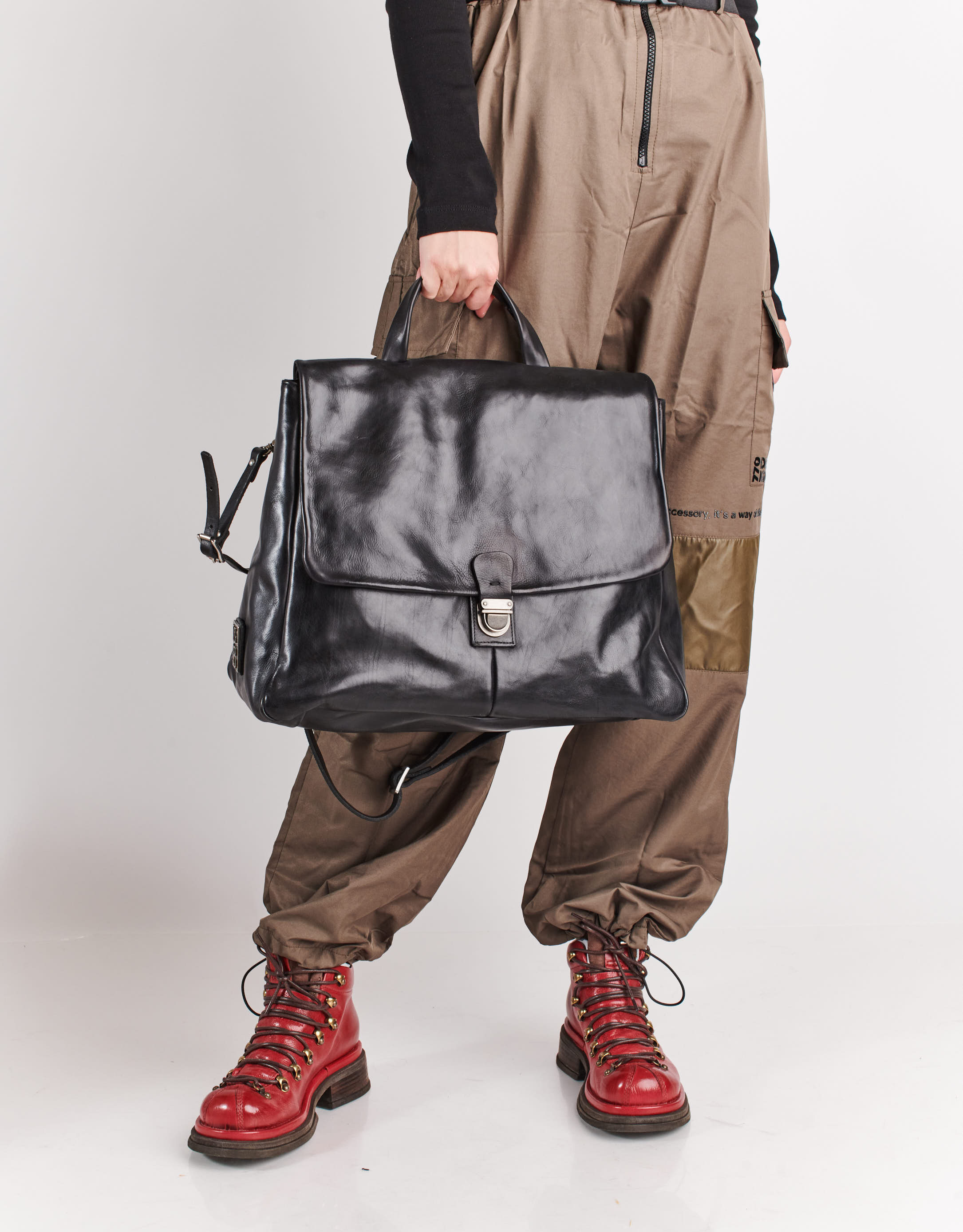 A.S. 98 - תיק SIENA - שחור