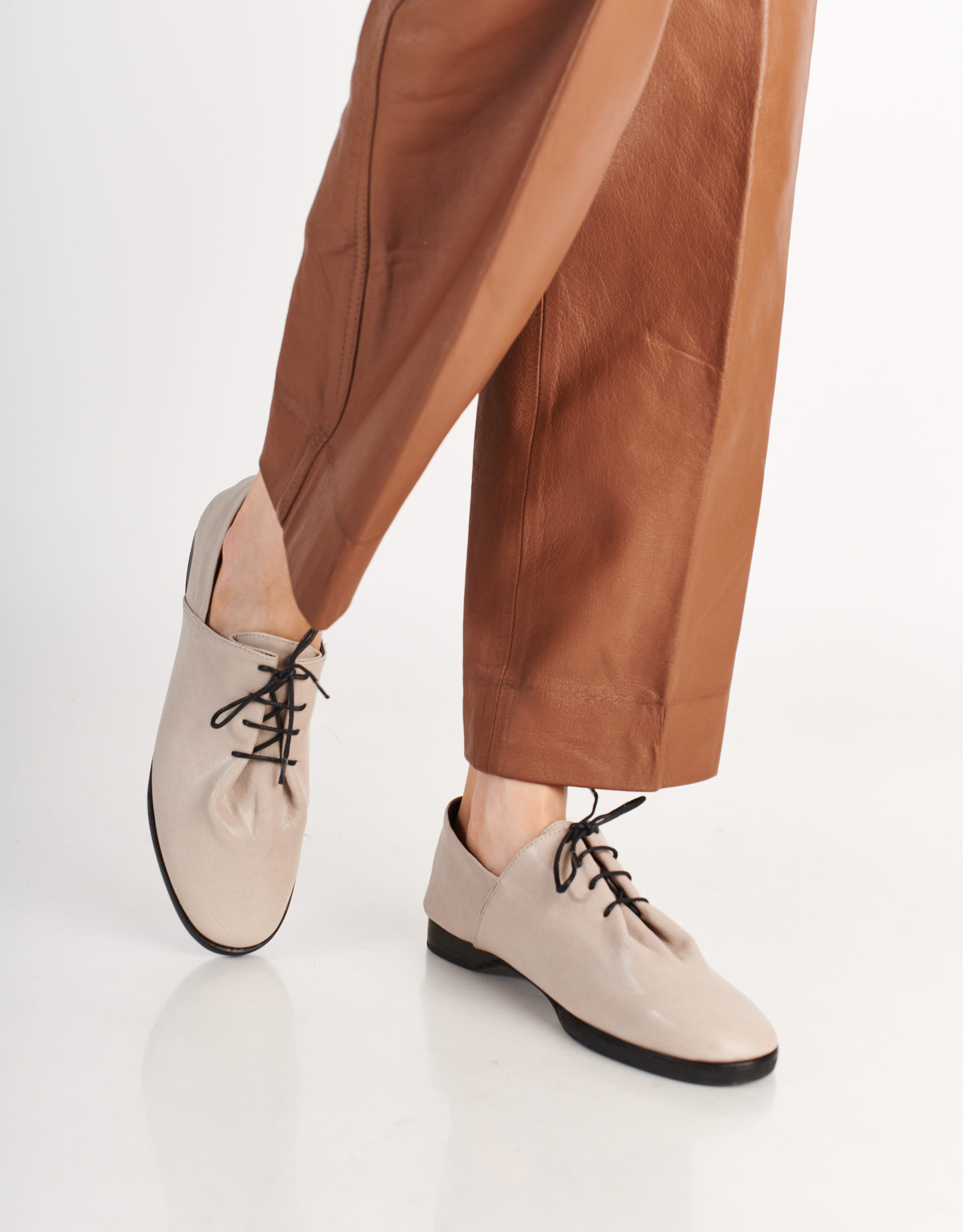 נעלי נשים - Yuko Imanishi - נעליים שטוחות FUKU - אפור1