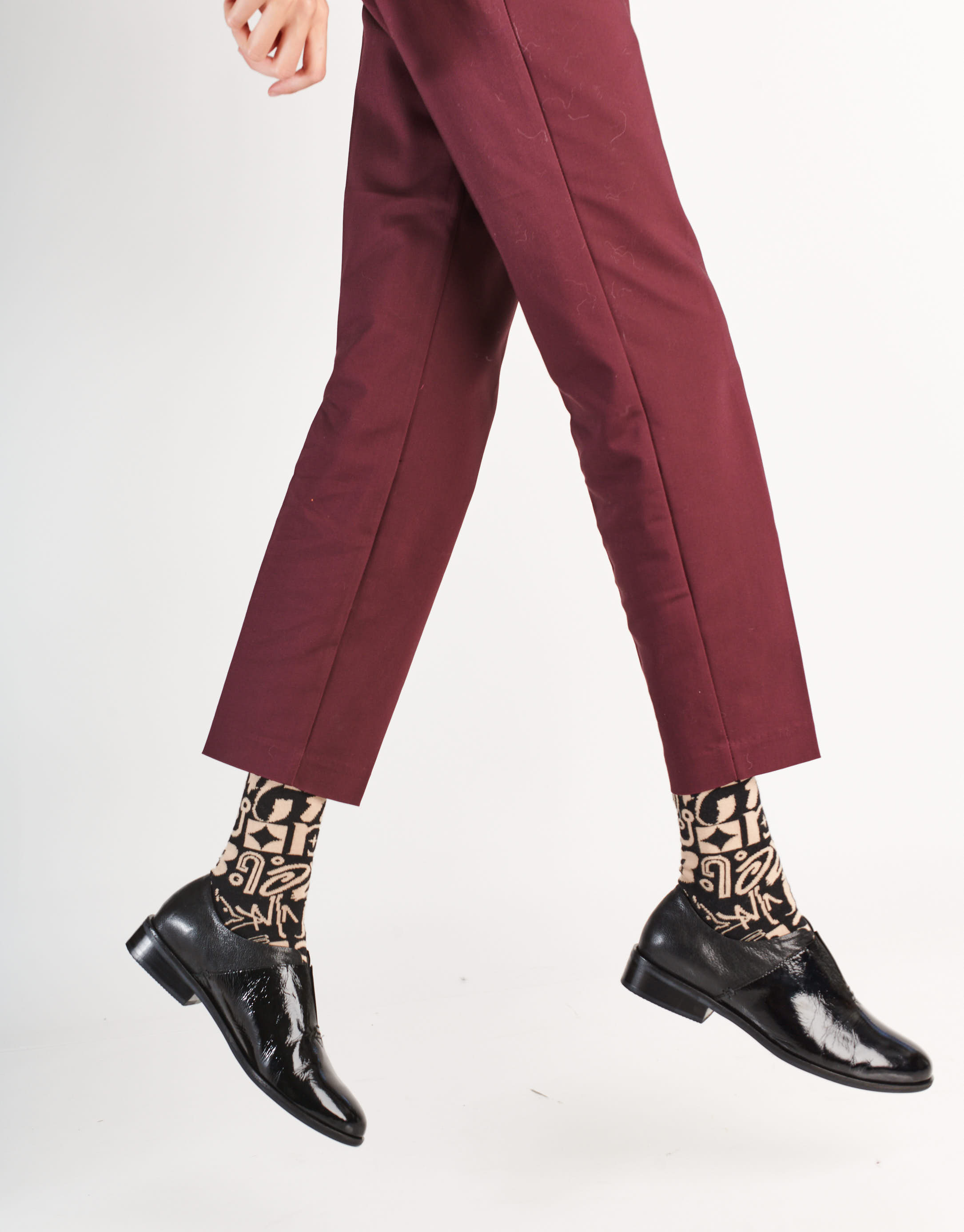 נעלי נשים - Yuko Imanishi - נעליים סגורות RIKO - שחור1