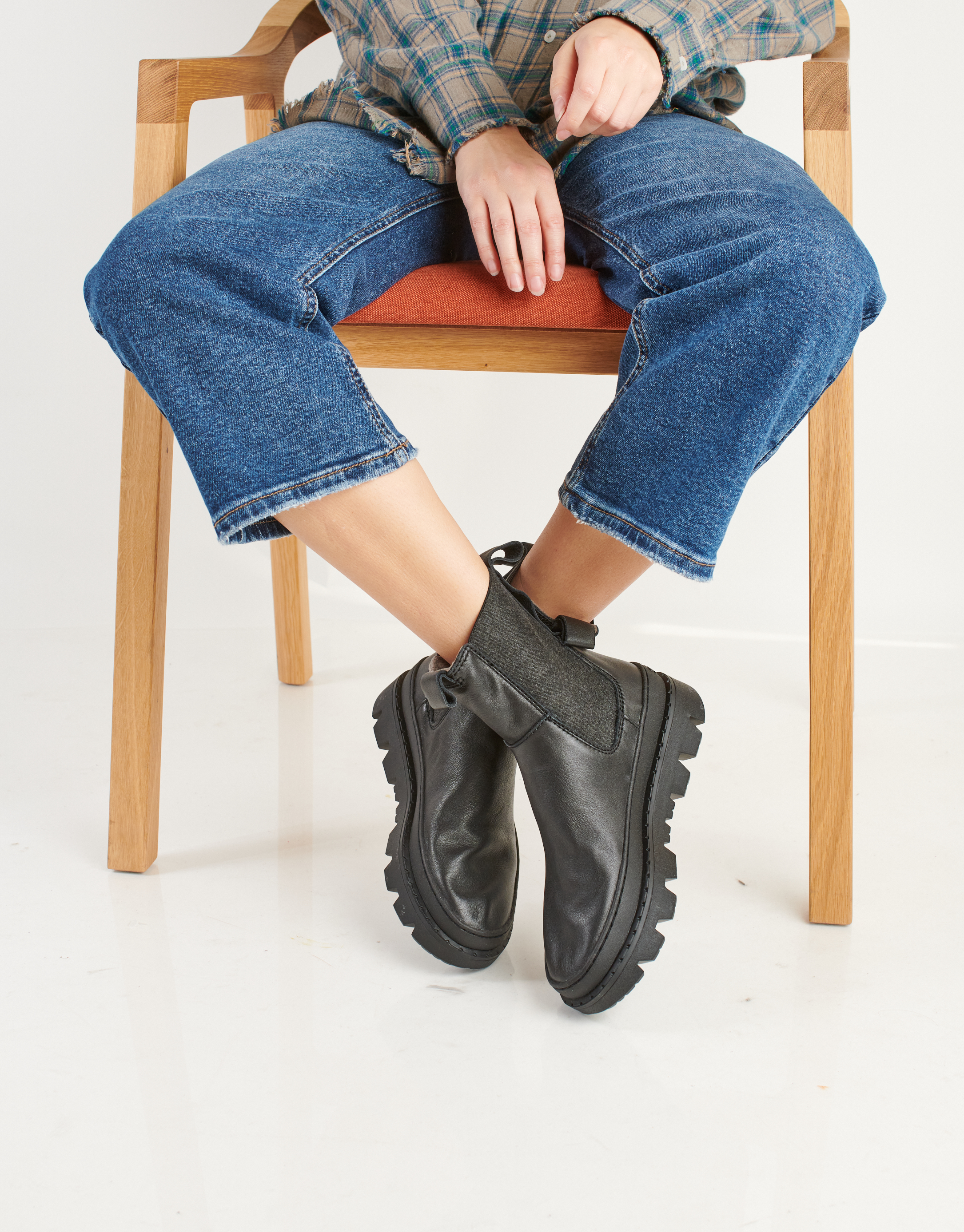 נעלי נשים - Satorisan - מגפונים UNALOME ELASTIC - שחור2