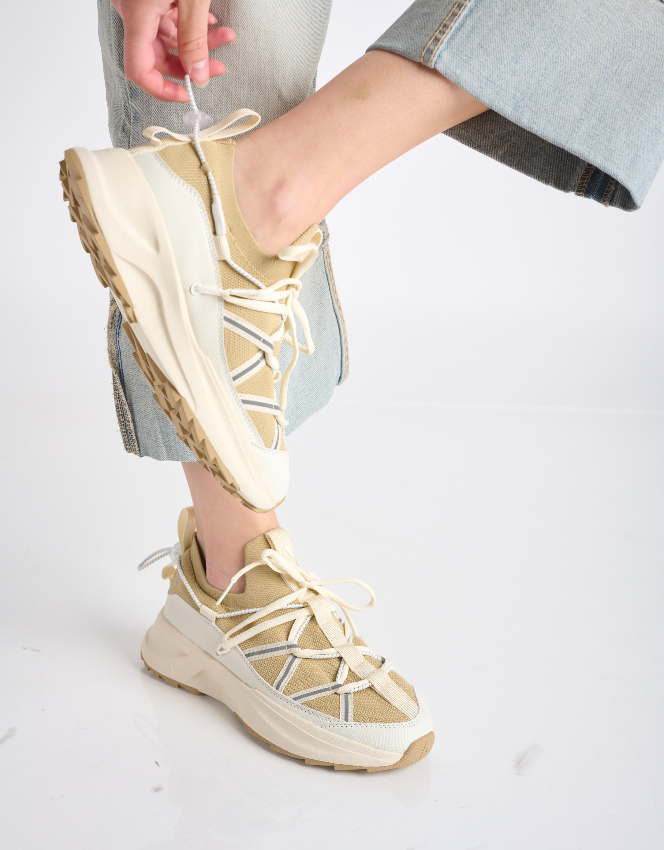 נעלי נשים - Arkk - סניקרס CITY TEK - בז'