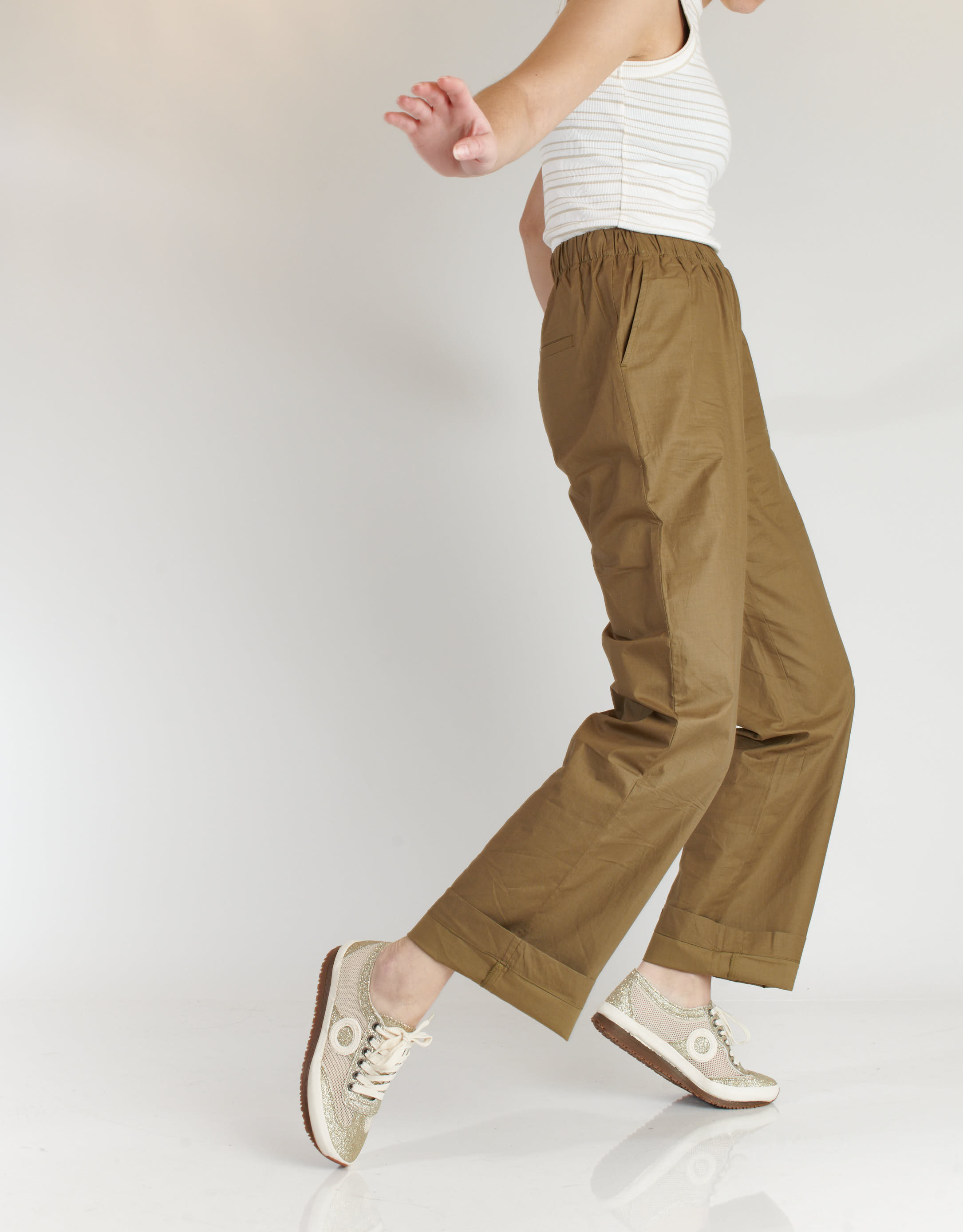 נעלי נשים - Aro - סניקרס JOANETA PLUS GLITT - זהב