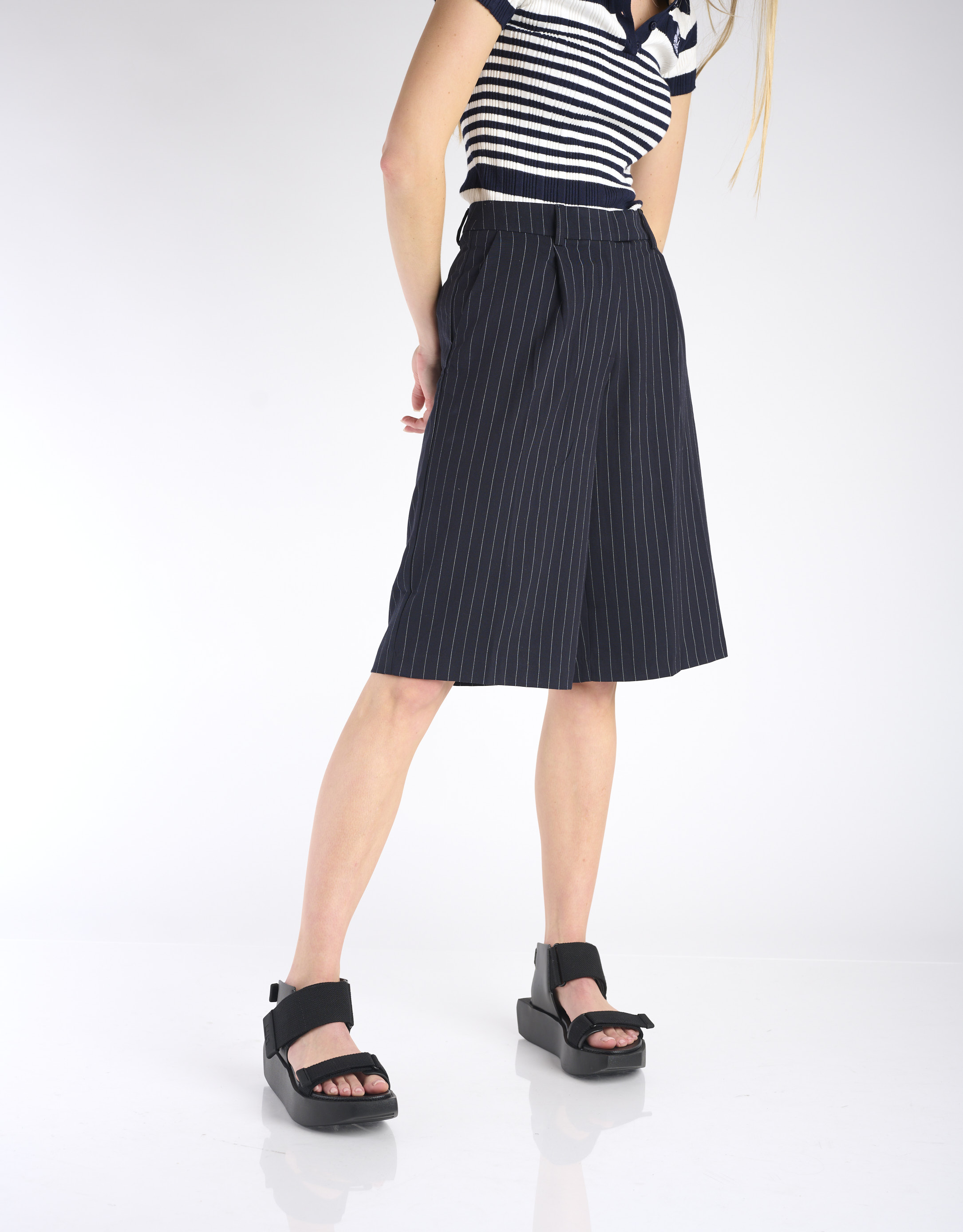 נעלי נשים - United Nude - סנדלי פלטפורמה WA LO - שחור