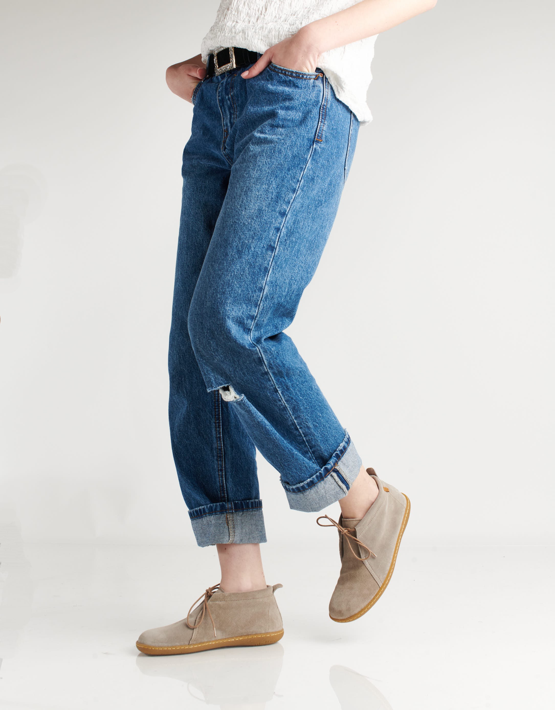 נעלי נשים - El Naturalista - נעליים שטוחות EL VIAJERO - אפור