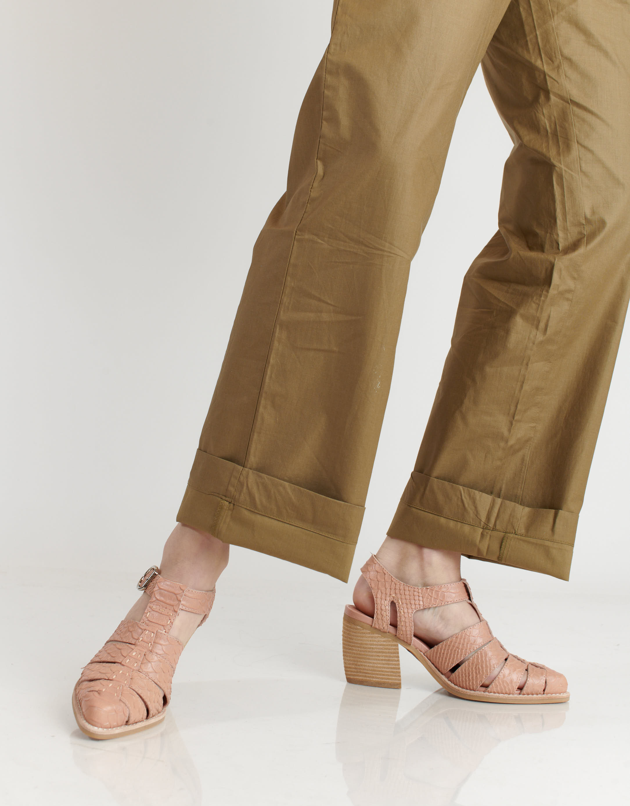 נעלי נשים - Jeffrey Campbell - סנדלי עקב ANGORA - ורוד