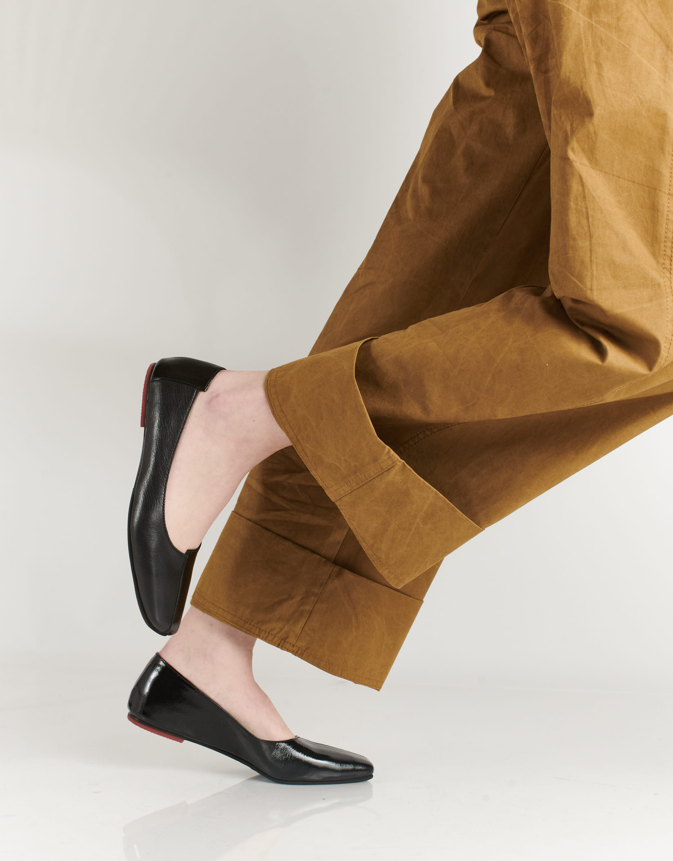 נעלי נשים - Yuko Imanishi - נעלי בלרינה ASAHI - שחור