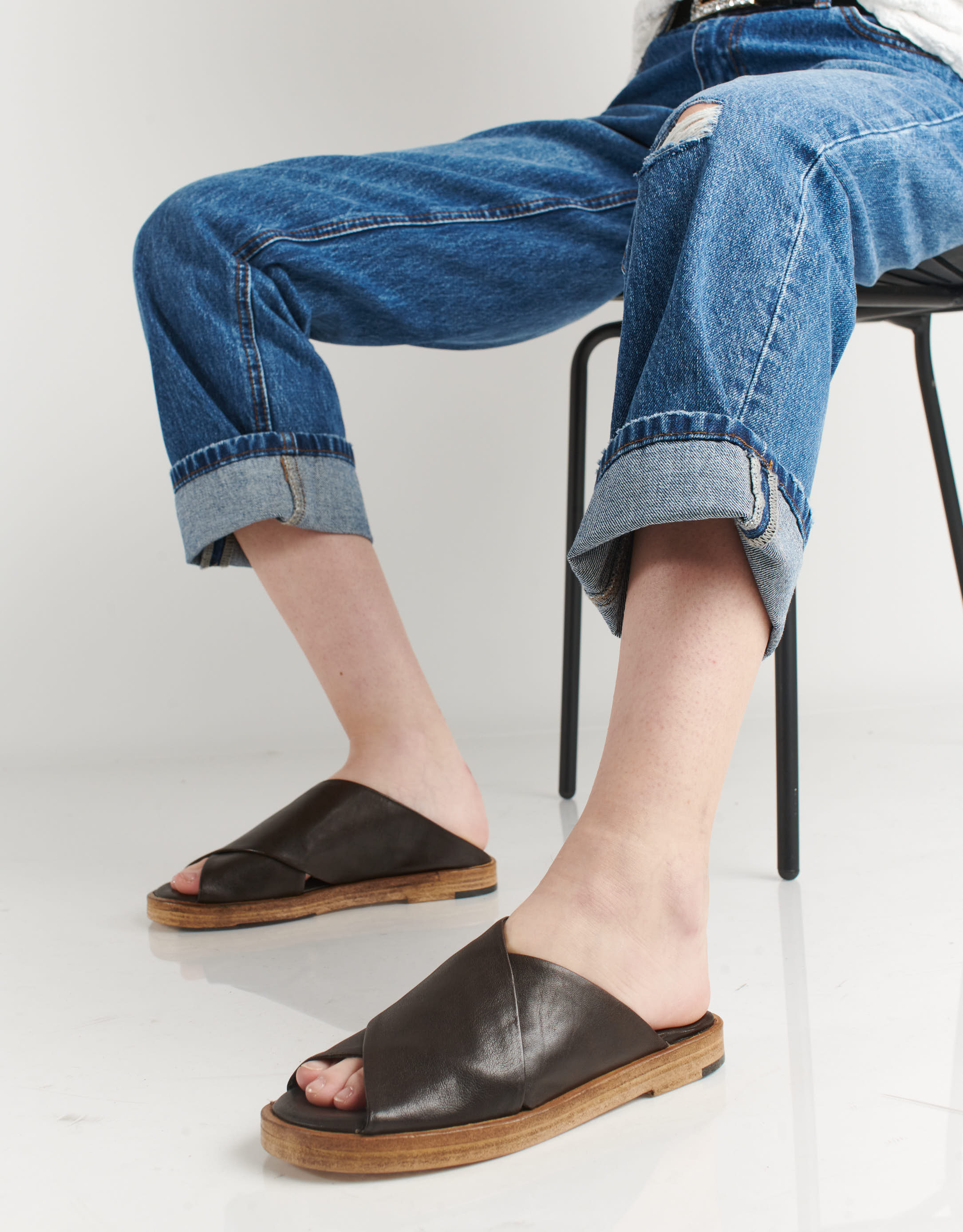 נעלי נשים - Ernesto Dolani - כפכפי איקס מעור GEA - חום