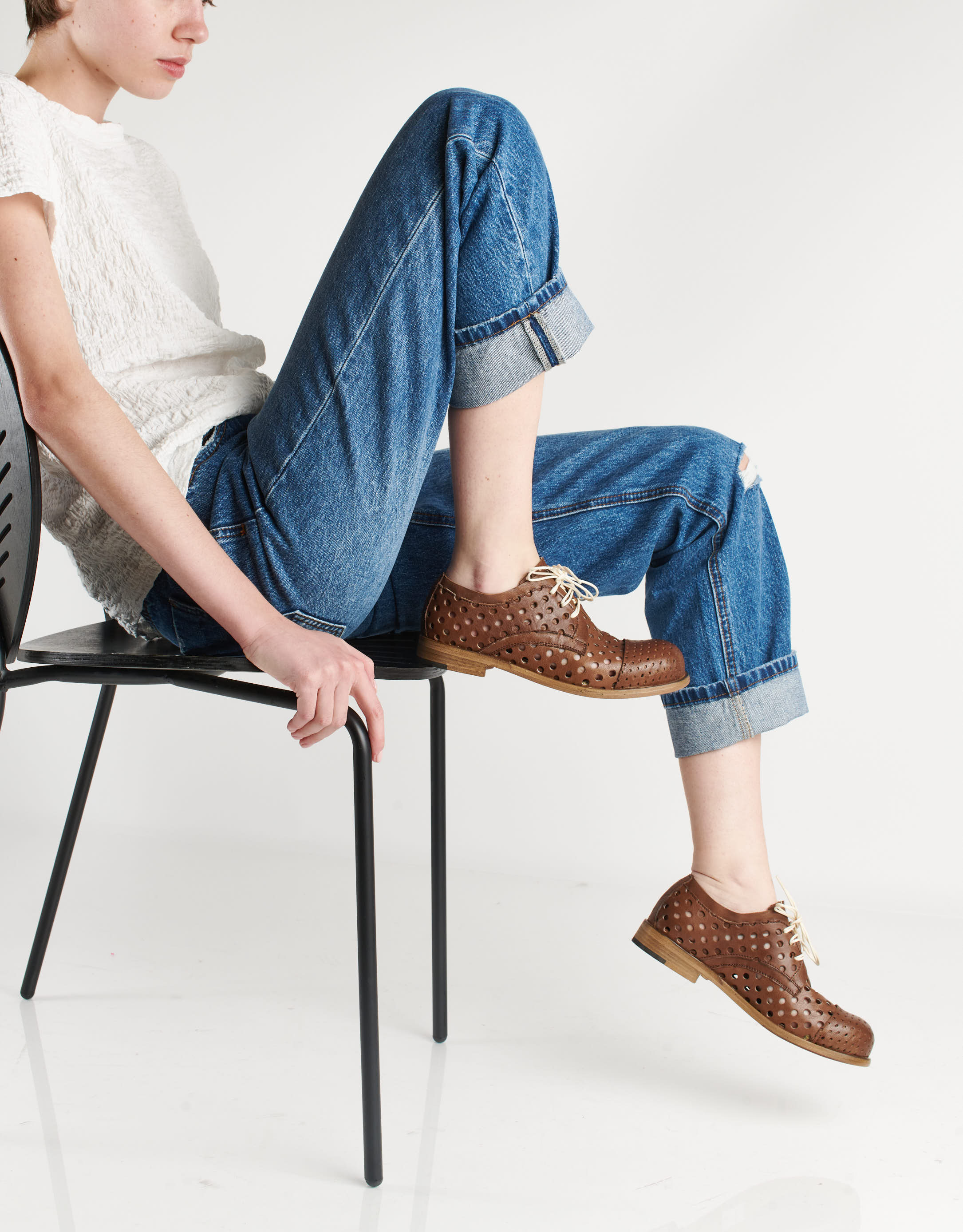 נעלי נשים - Ernesto Dolani - נעלי אוקספורד מחוררות  LU - חום