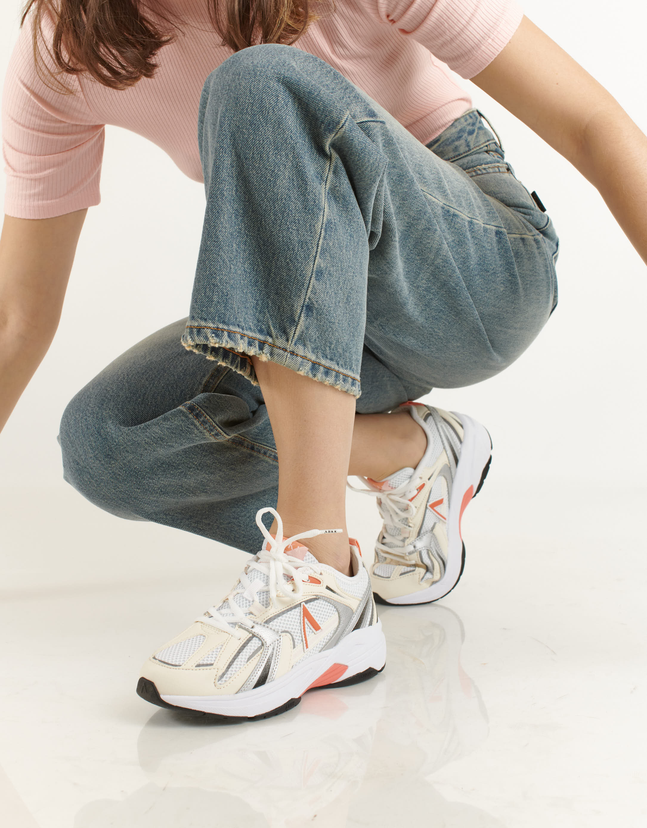 נעלי נשים - Arkk - סניקרס OSERRA MESH - לבן   אדום