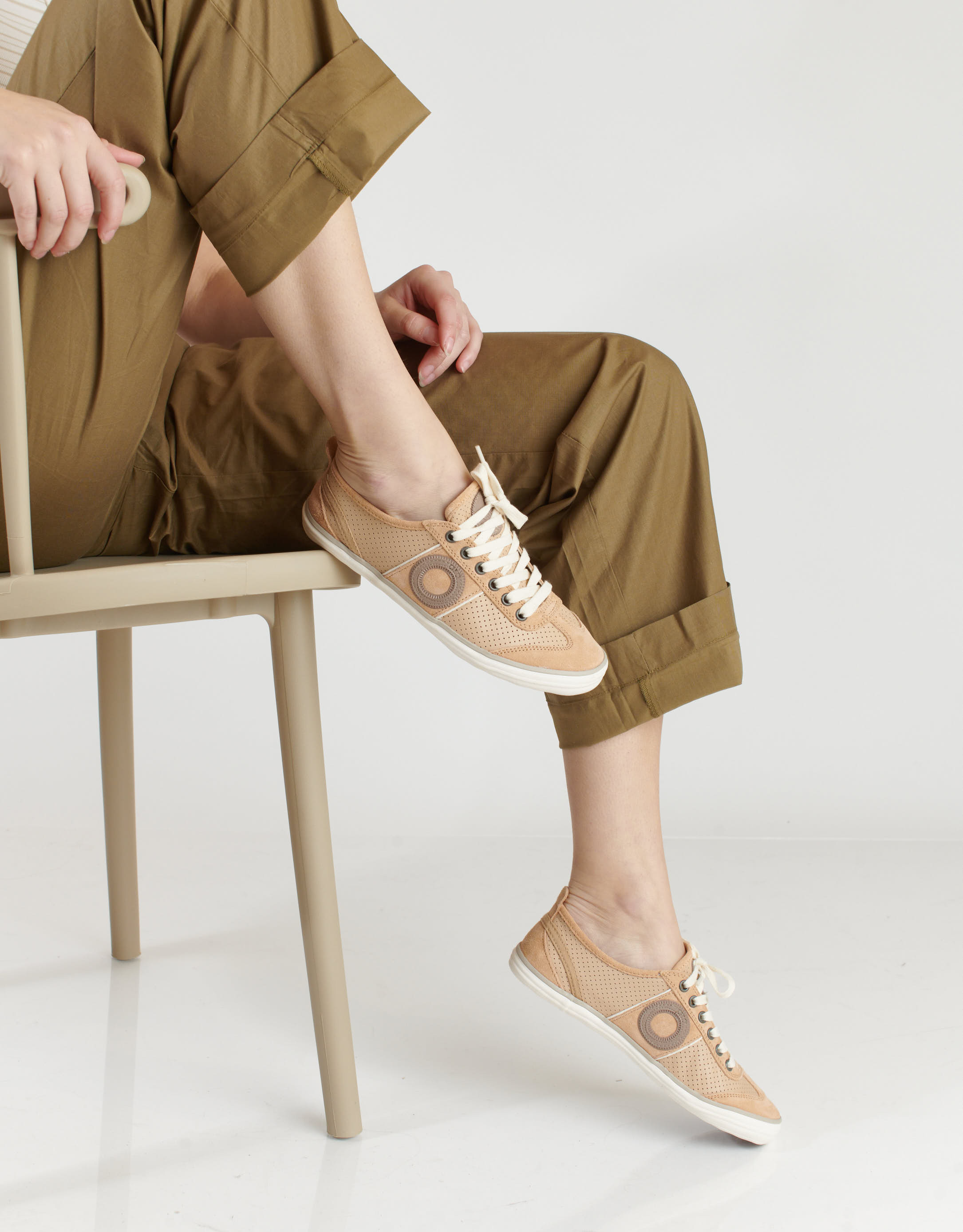 נעלי נשים - Aro - סניקרס PICADA - ניוד