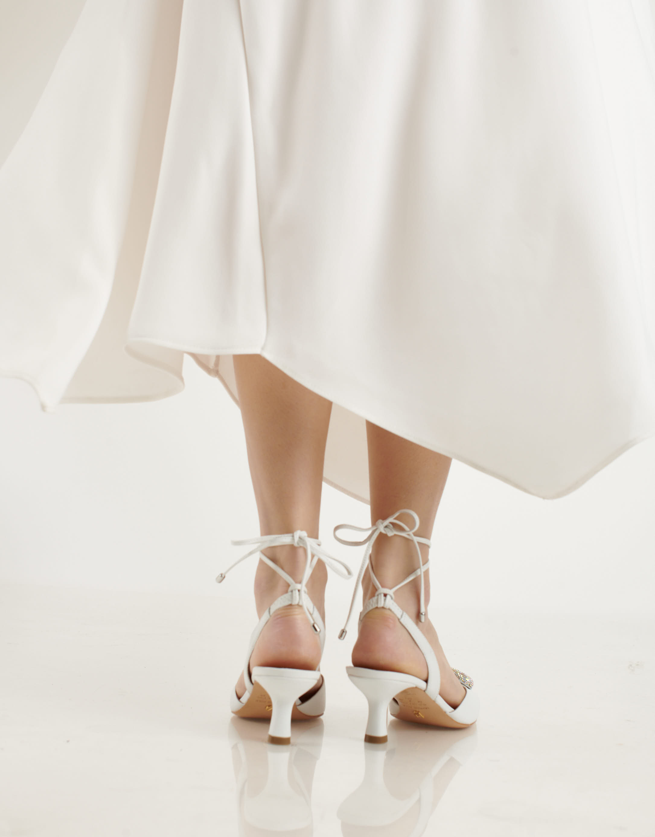 נעלי נשים - Vicenza - נעלי סירה שפיץ JAPAO - לבן