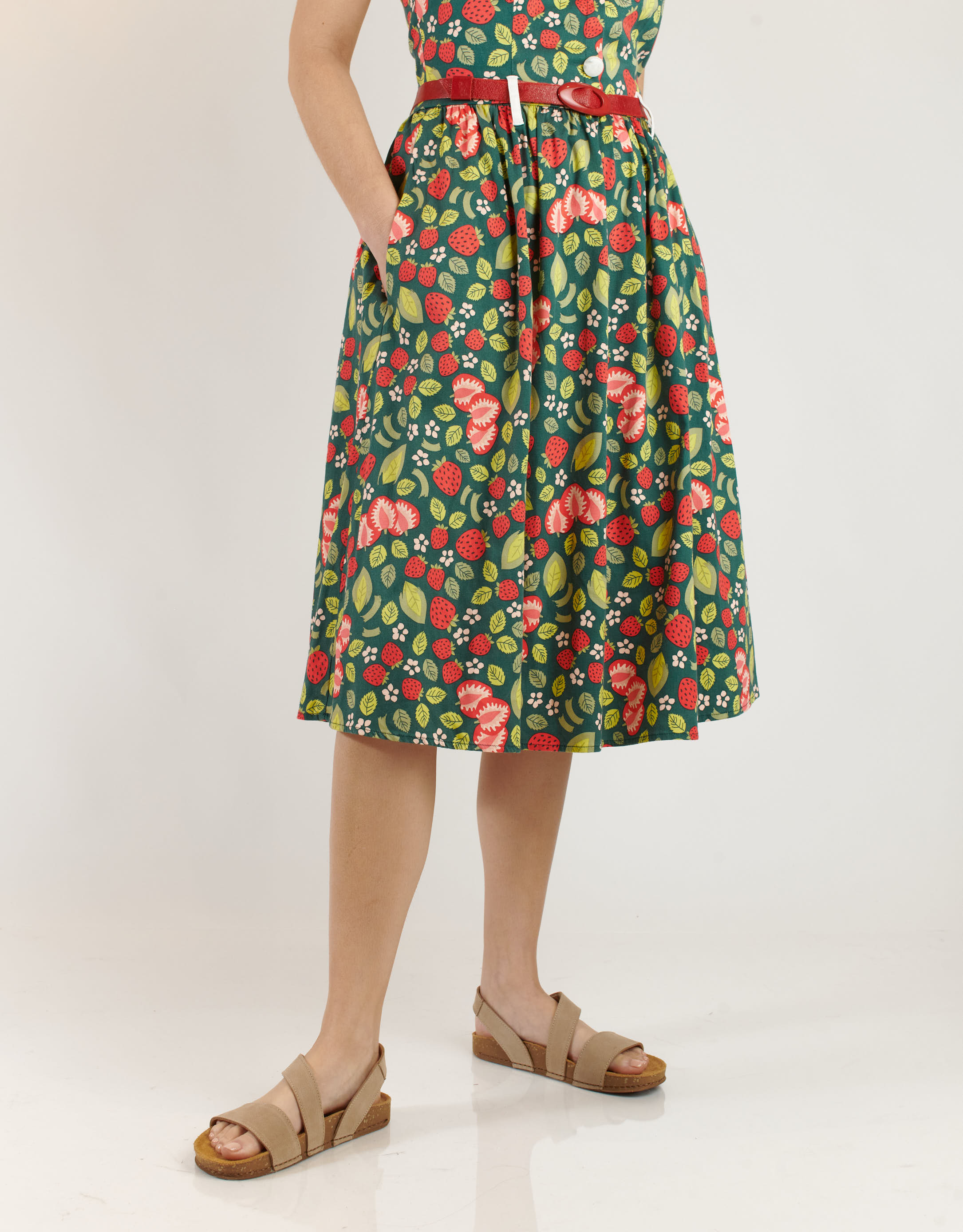 נעלי נשים - El Naturalista - סנדלי עור BALANCE - בז'