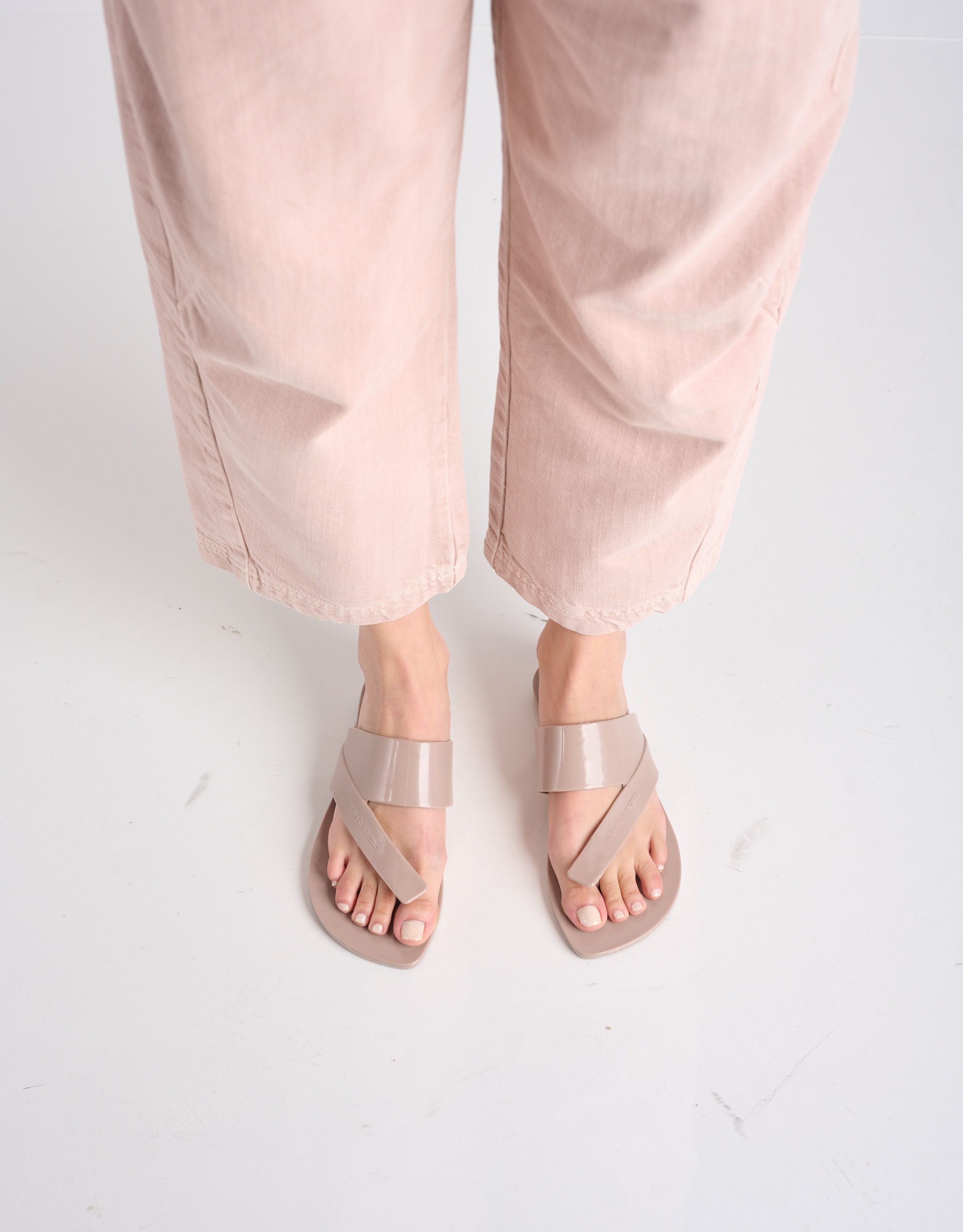 נעלי נשים - voices - כפכפים ZEN - בז'