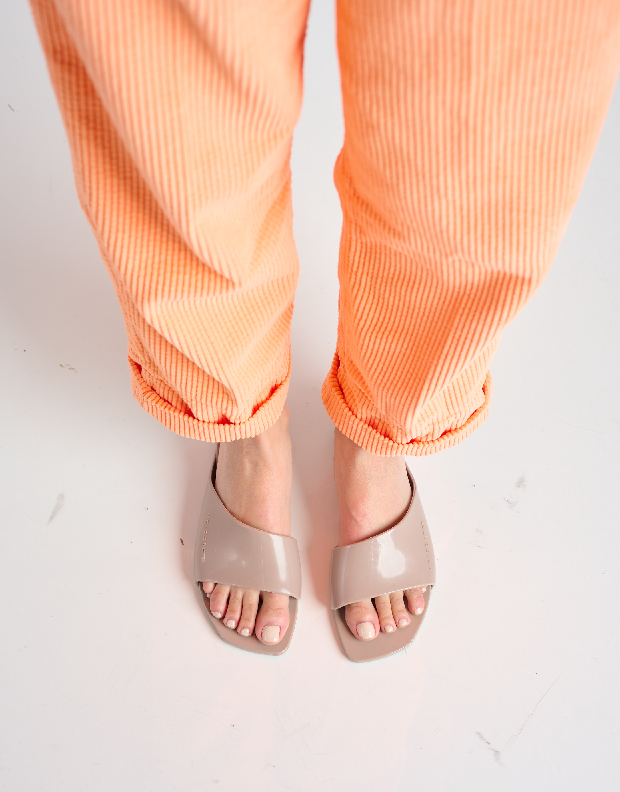 נעלי נשים - voices - כפכפים AVOLTO - בז'