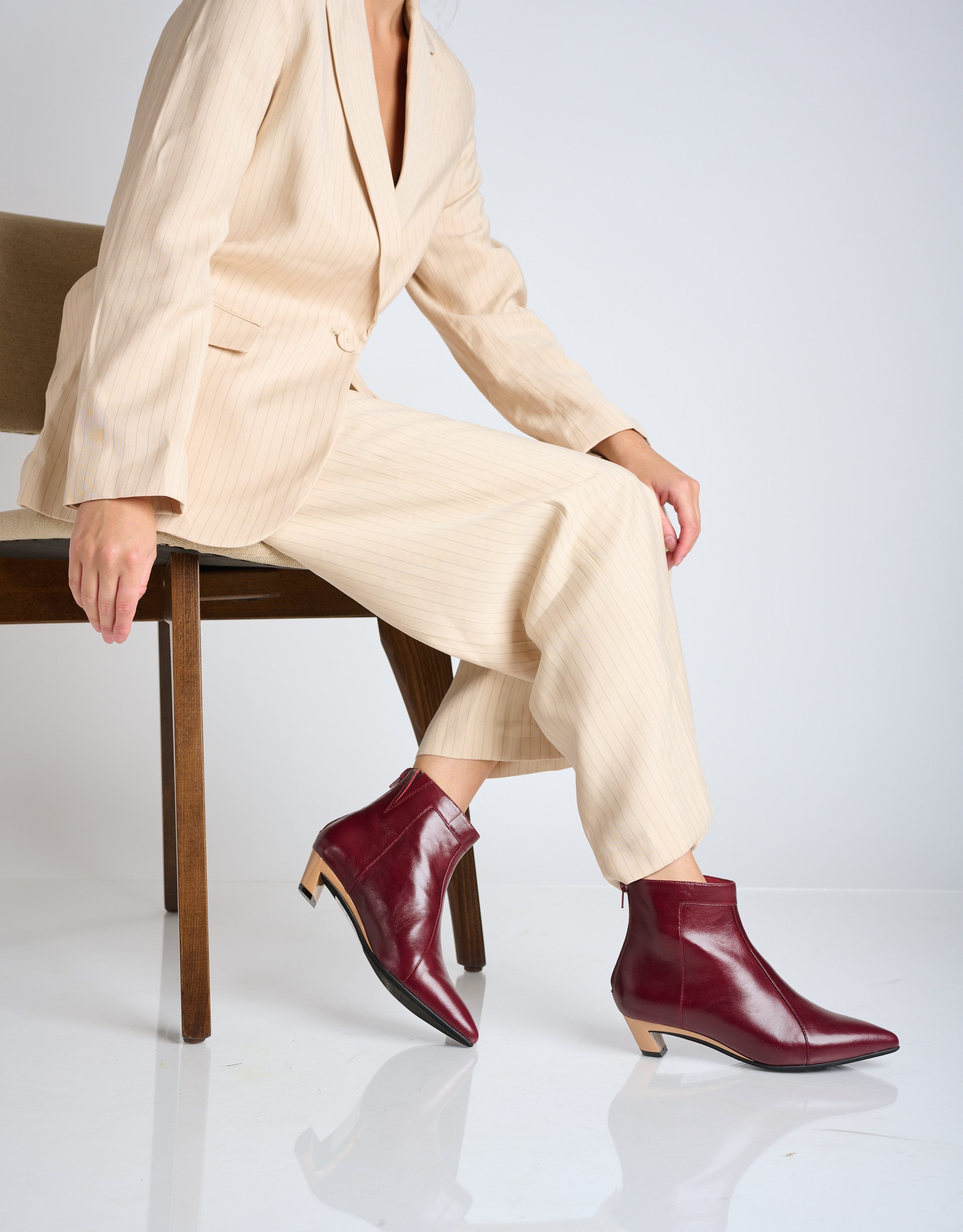 נעלי נשים - Jeffrey Campbell - מגפוני עור MISTRESS - בורדו2