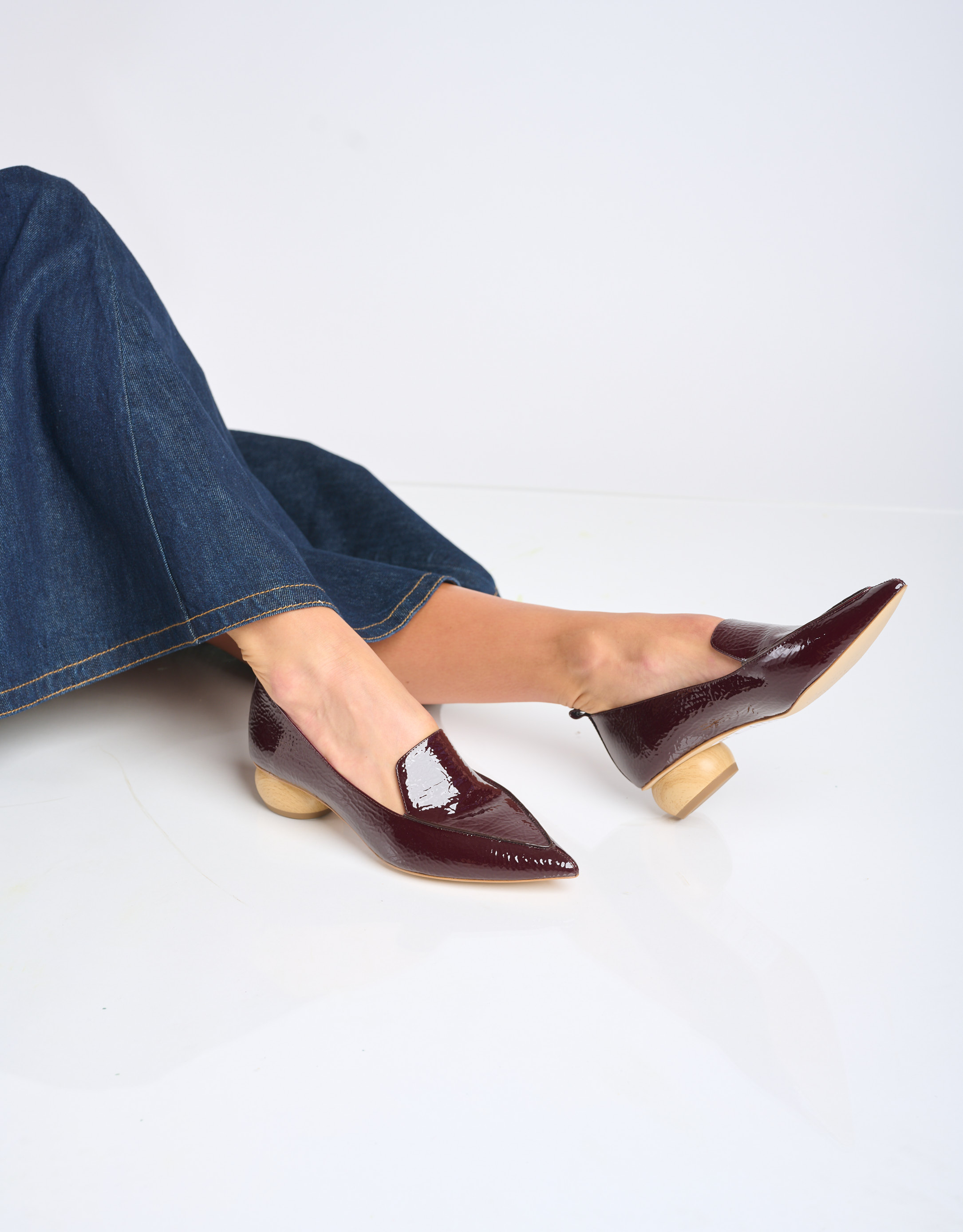 נעלי נשים - Jeffrey Campbell - נעלי סירה VIONA לק - בורדו3