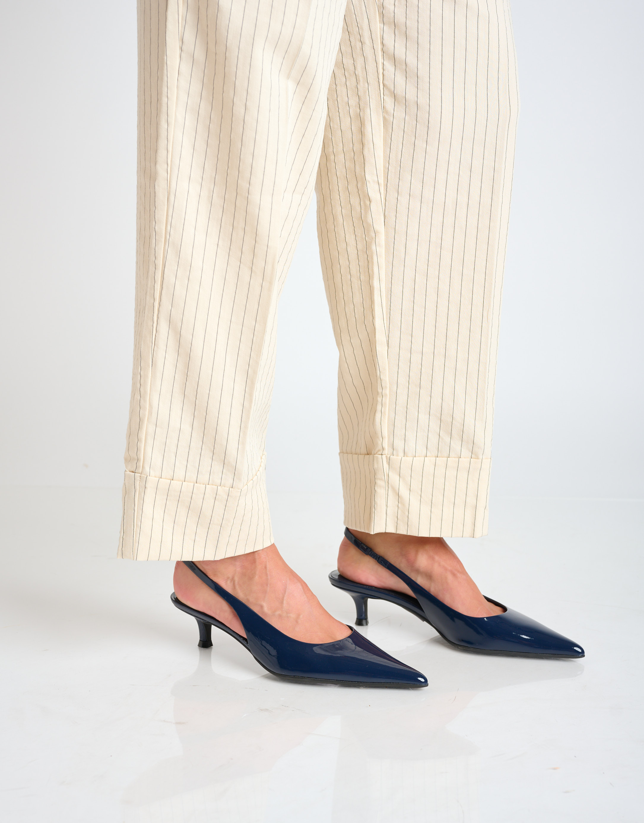 נעלי נשים - Jeffrey Campbell - נעלי סירה עם עקב PERSONA - כחול3