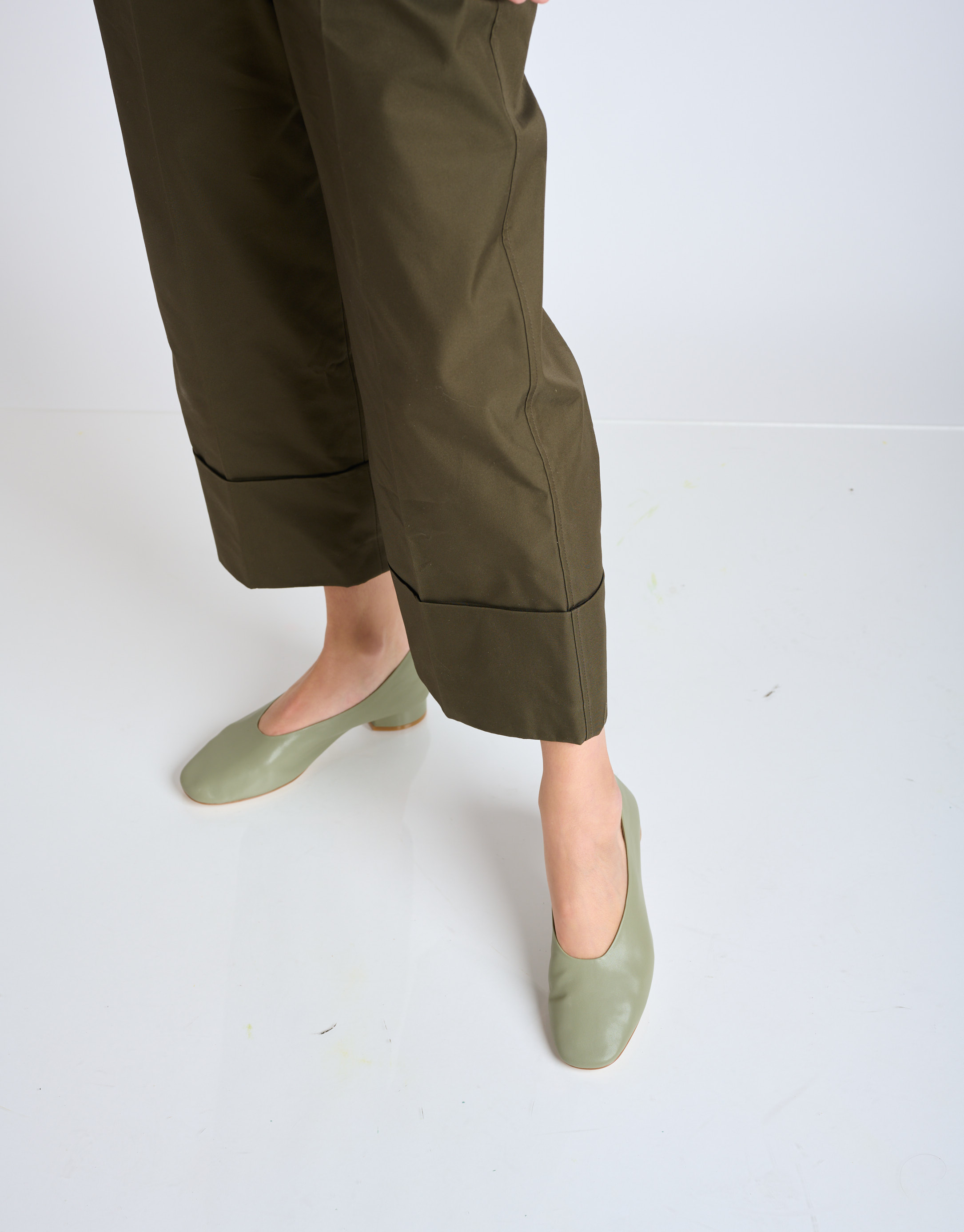 נעלי נשים - Jeffrey Campbell - נעלי סירה שטוחות TRUSTEE - ירוק בהיר3