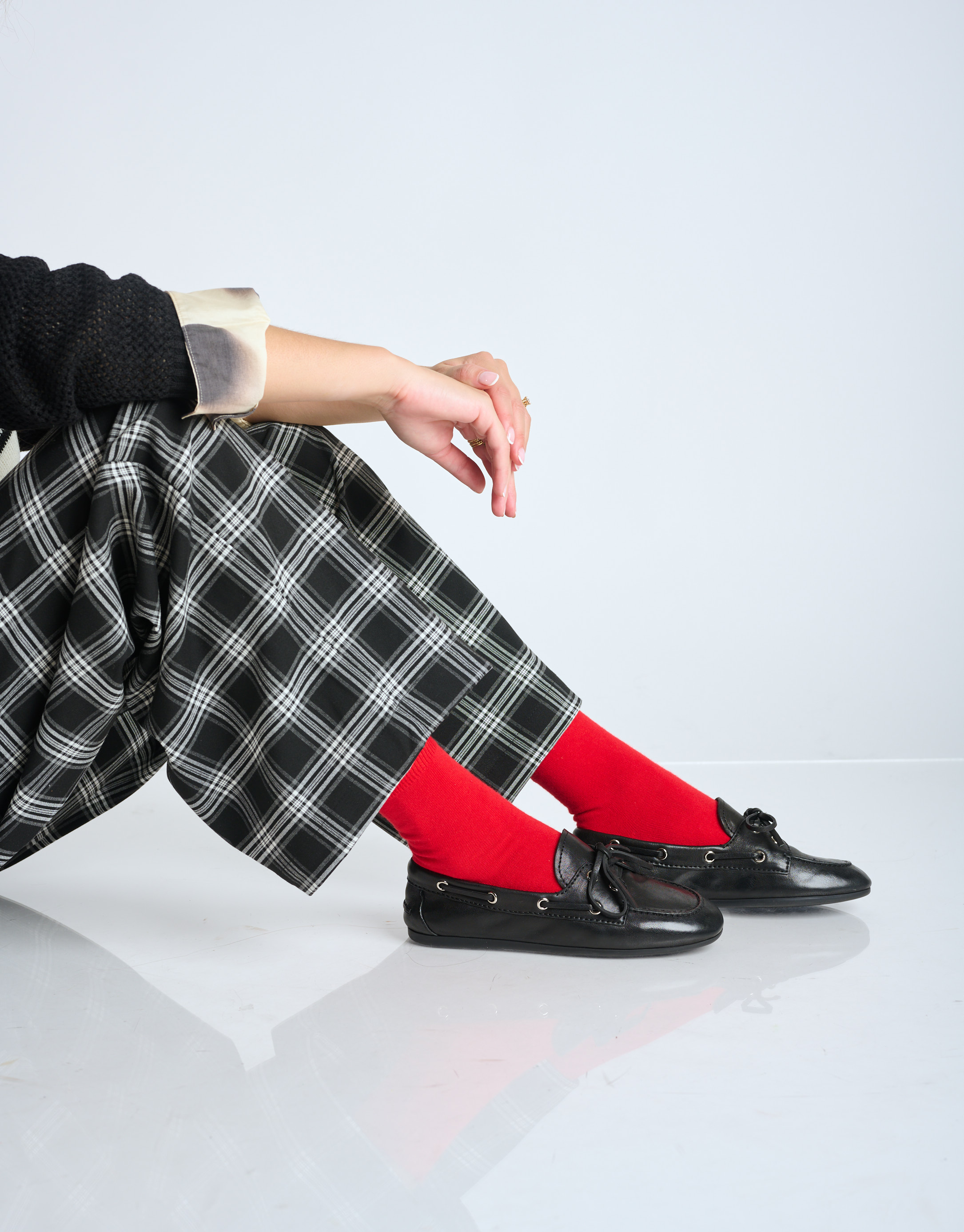 נעלי נשים - Jeffrey Campbell - נעלי מוקסין מעור BOAST - שחור3