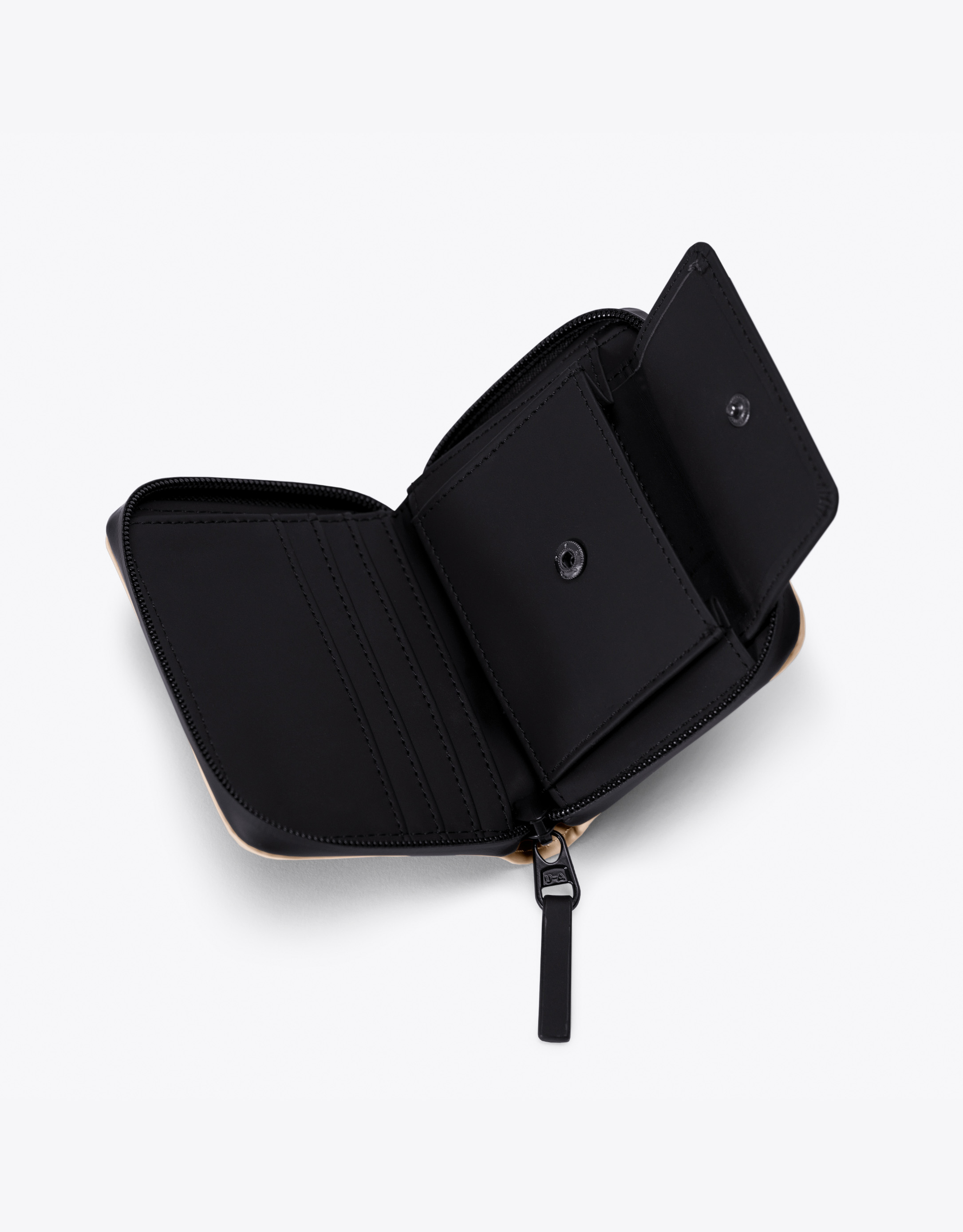 נעלי גברים - Ucon Acrobatics - ארנק DENAR - ניוד4