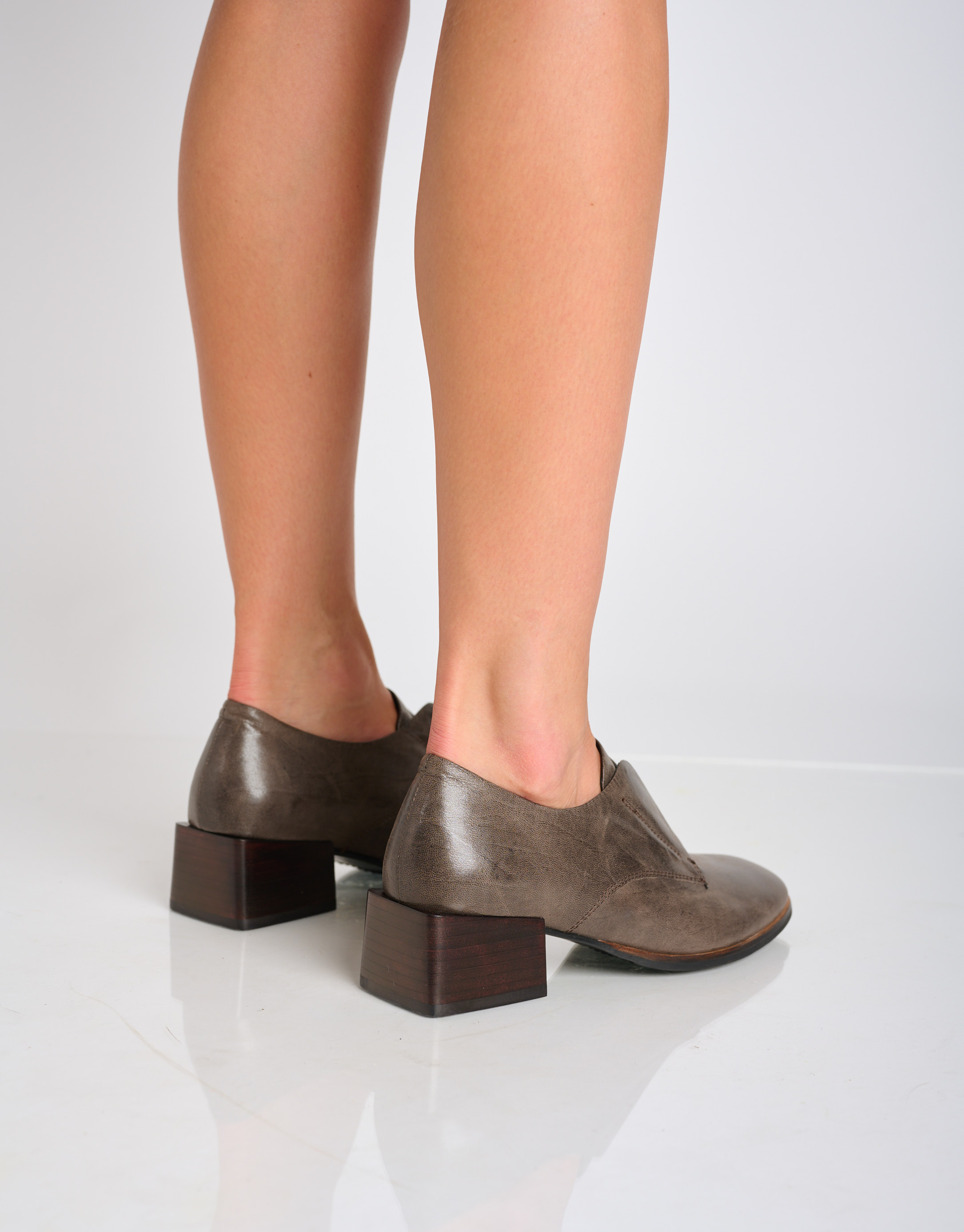 נעלי נשים - Yuko Imanishi - נעליים סגורות TSUBASA - חום2