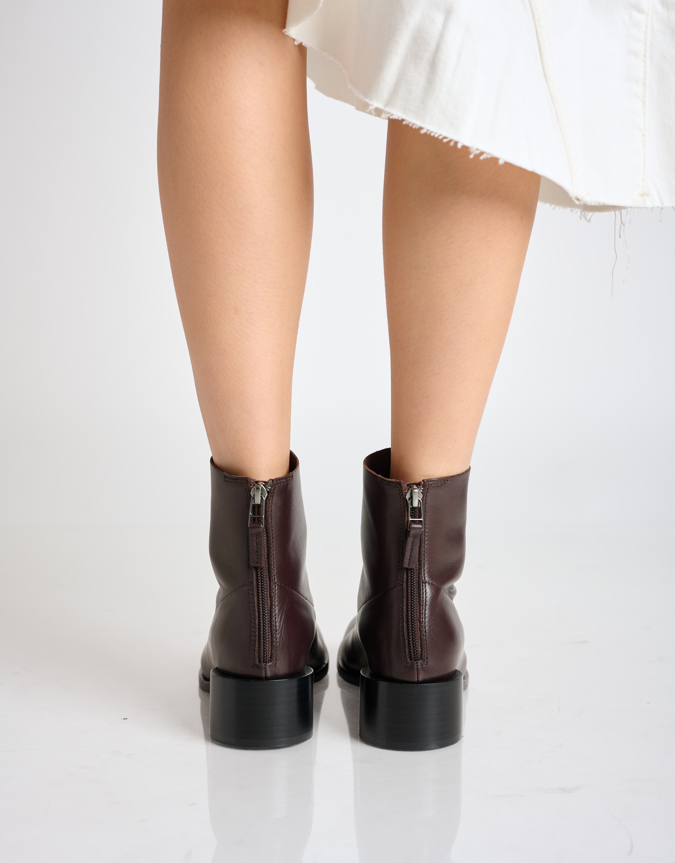 נעלי נשים - Yuko Imanishi - מגפונים עם עקב ZAKI - חציל1