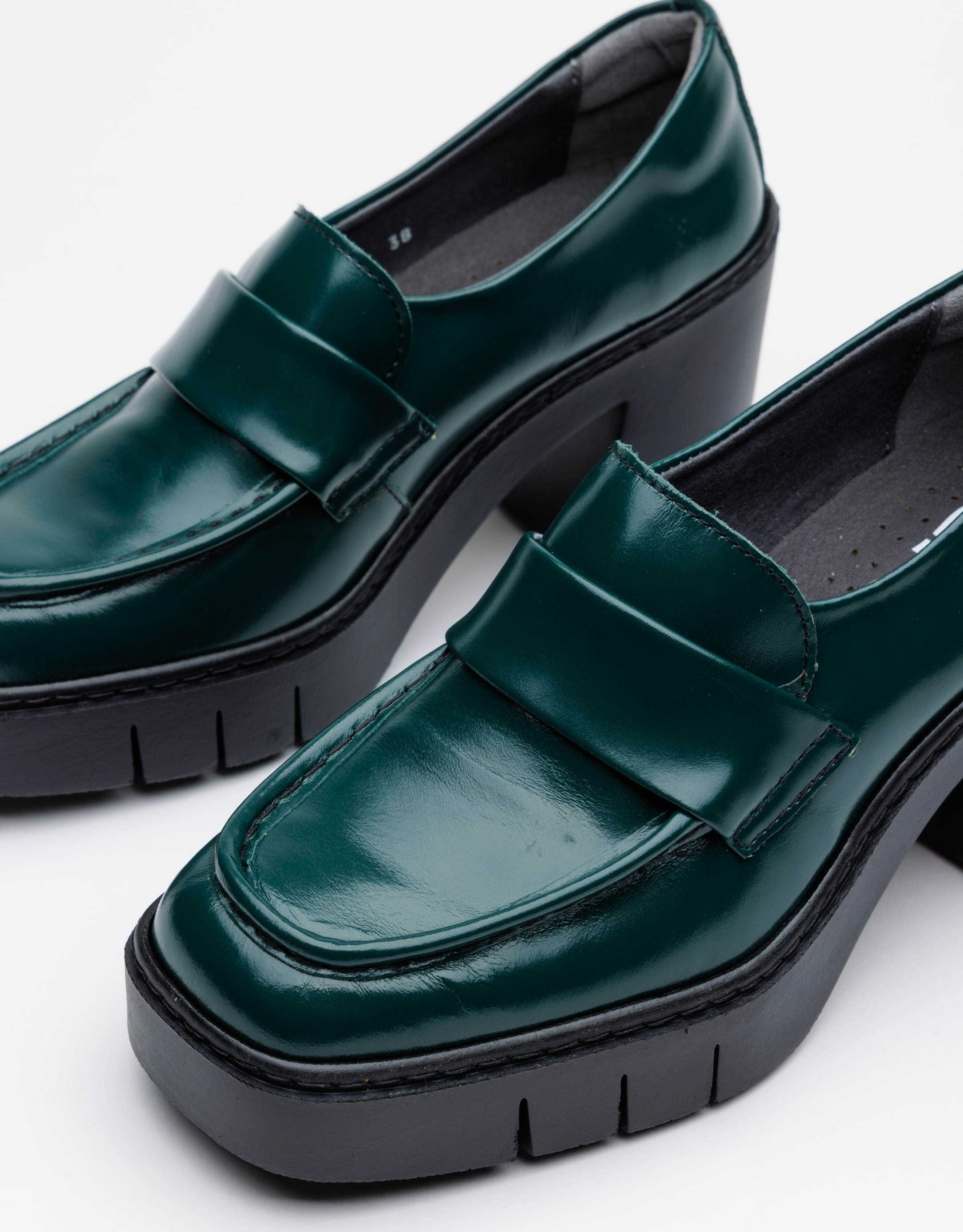 נעלי נשים - Art - מוקסינים עם עקב  BERNA - ירוק4