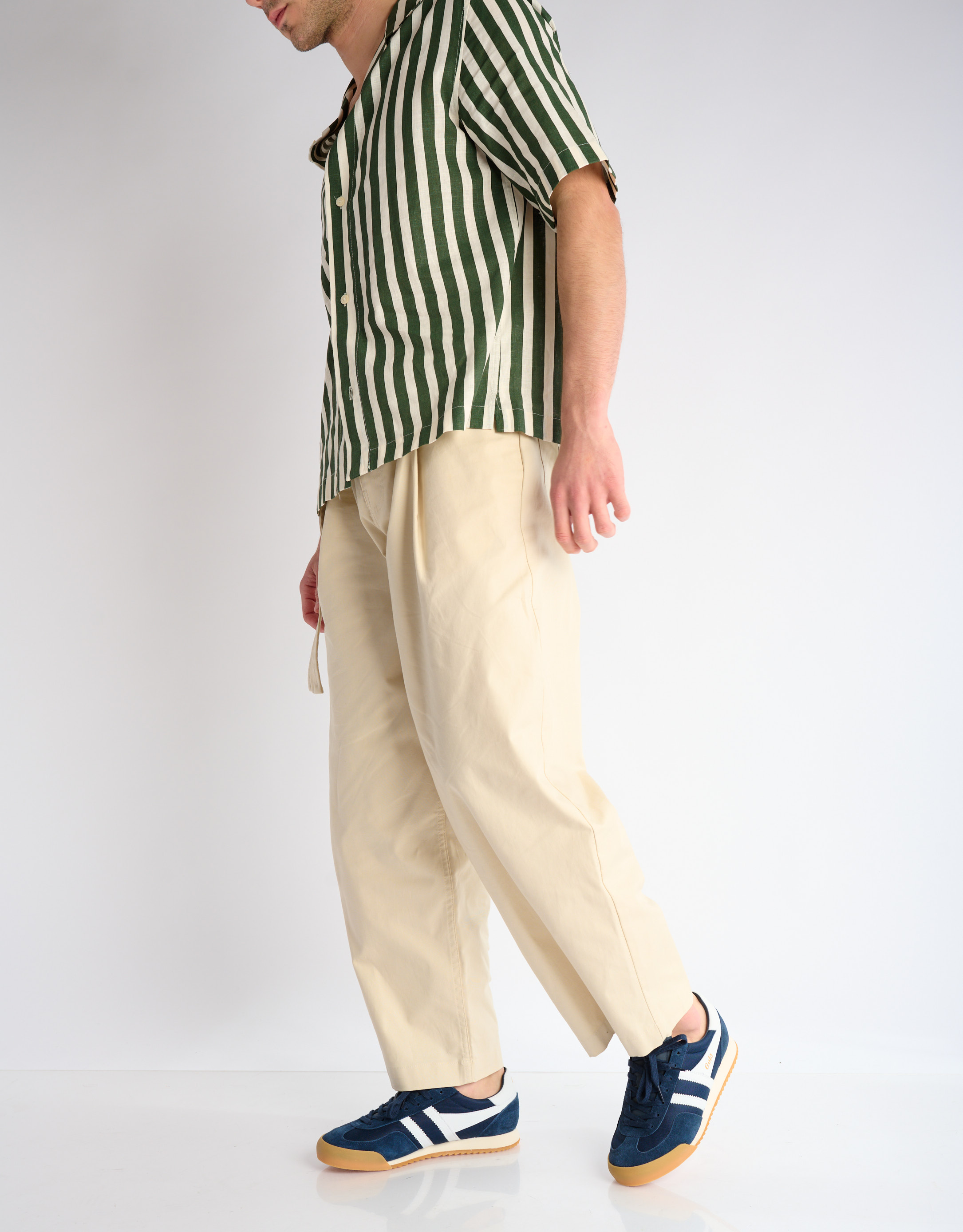 נעלי גברים - Gola - סניקרס בד וזמש EUROPA - כחול3