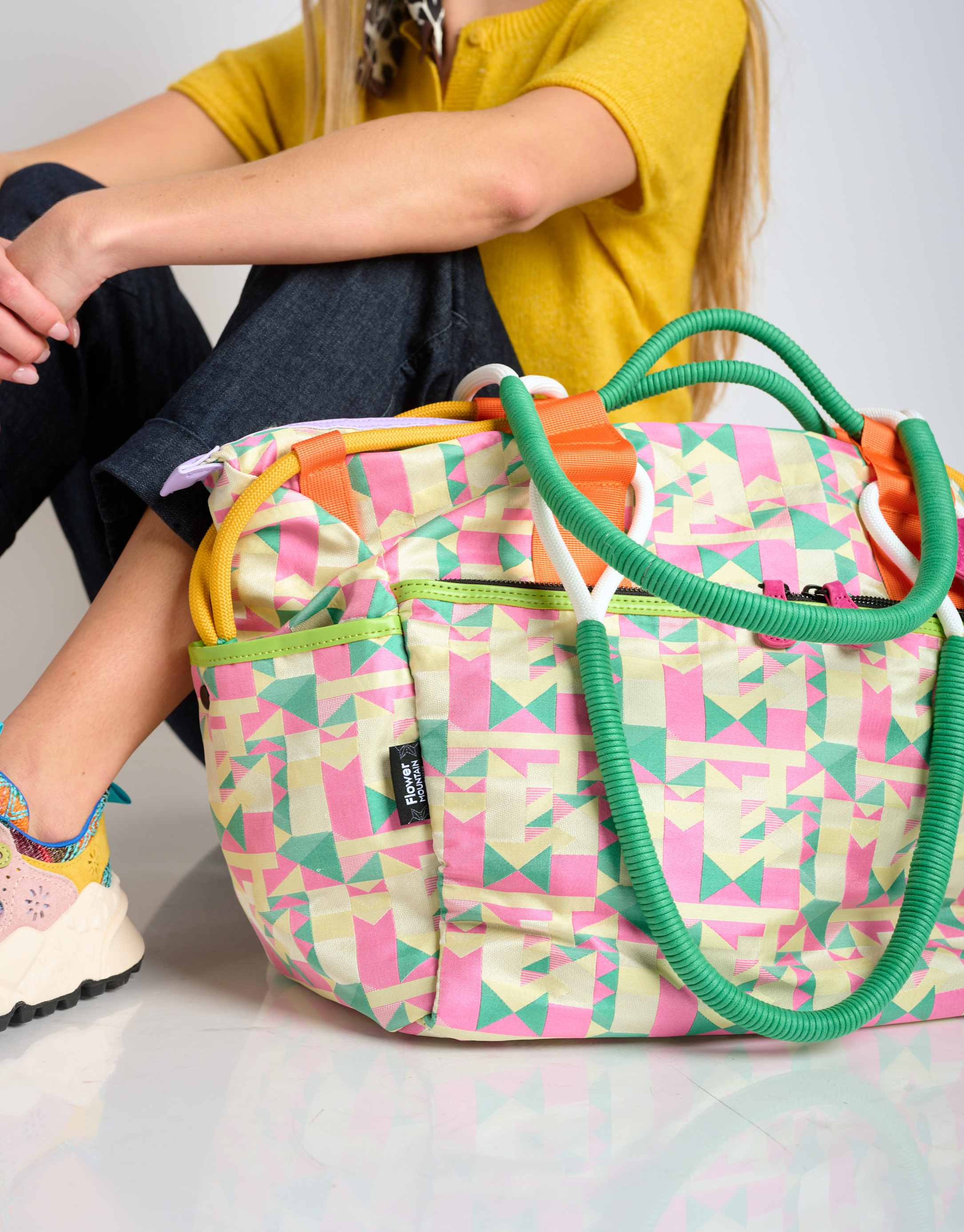 נעלי נשים - Flower Mountain - תיק צד גדול WEEKEND - ירוק   ורוד1