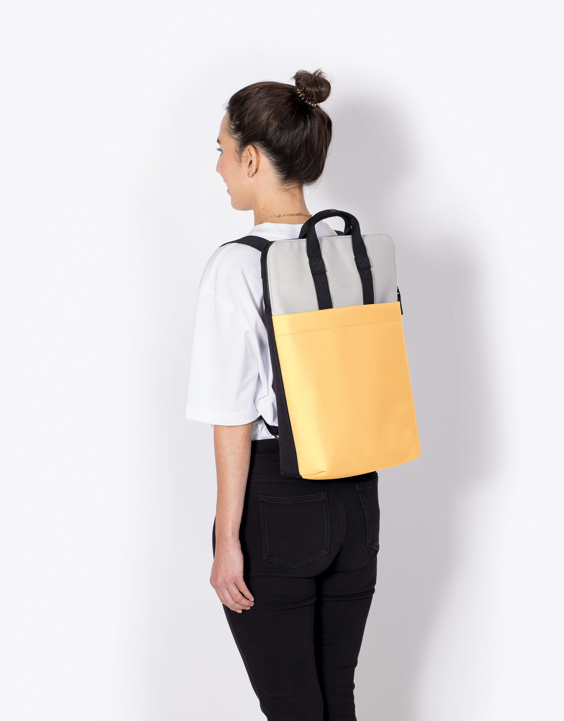 Ucon Acrobatics - תיק גב MASAO INFINITY - צהוב   אפור2