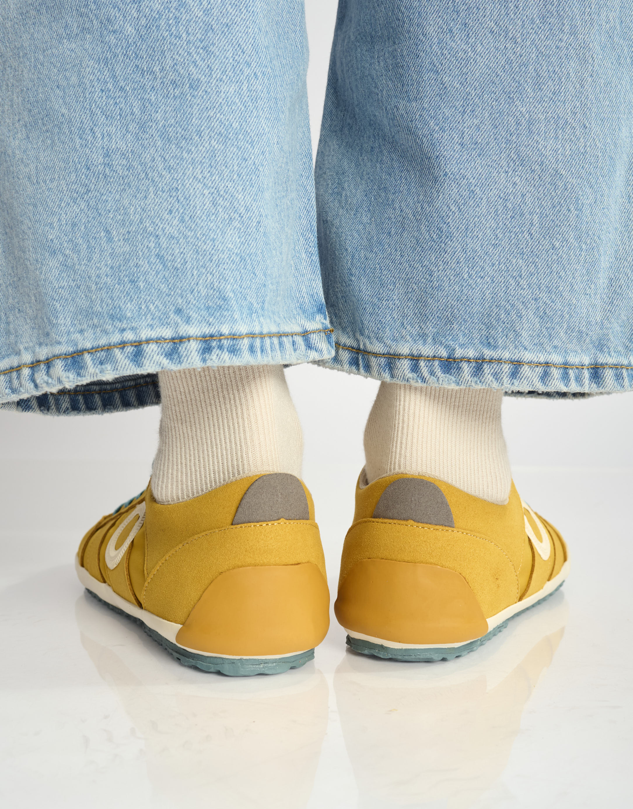 נעלי גברים - Aro - סניקרס טבעוני IDO - צהוב4