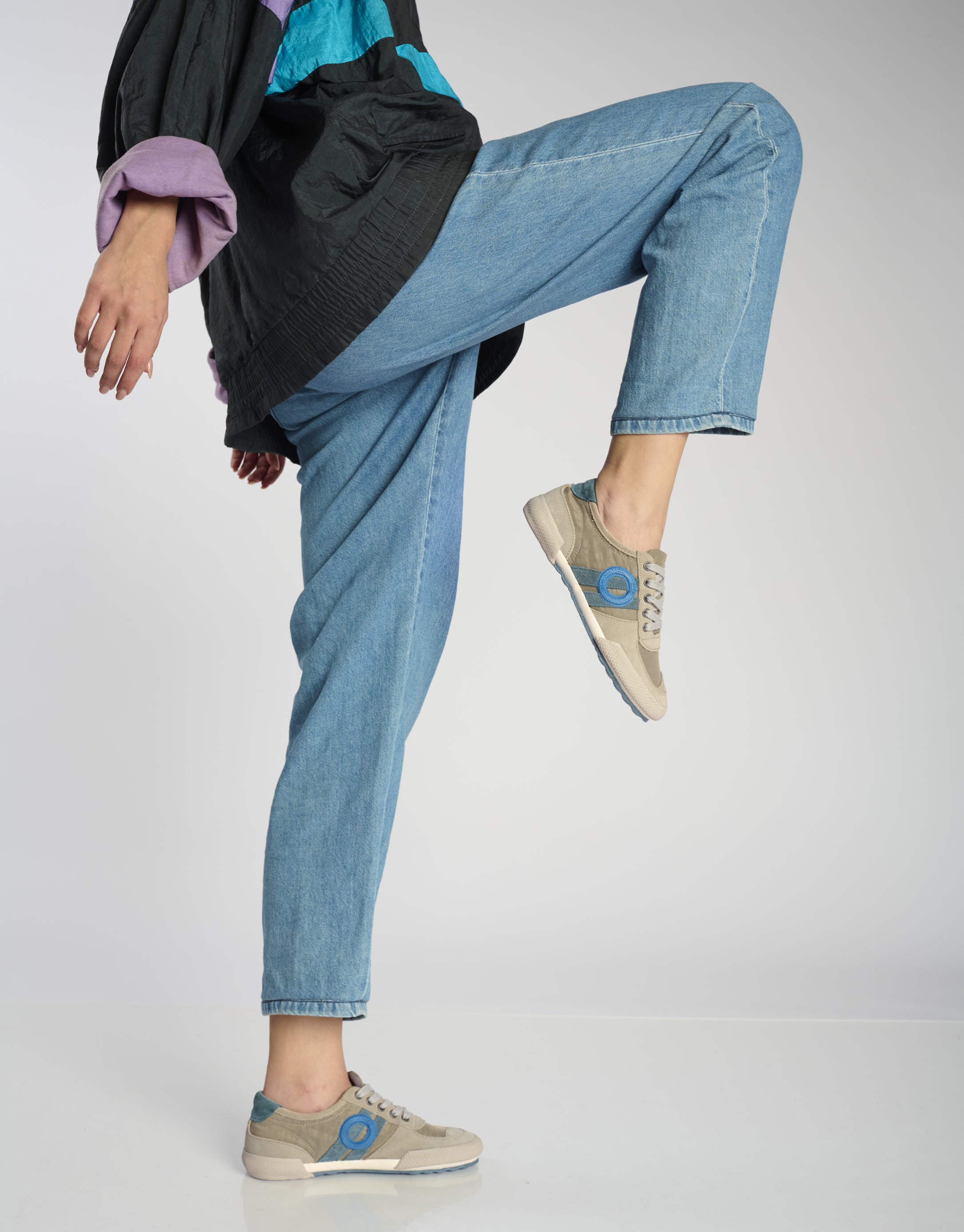 נעלי נשים - Aro - סניקרס צבעוניות SET - אפור3