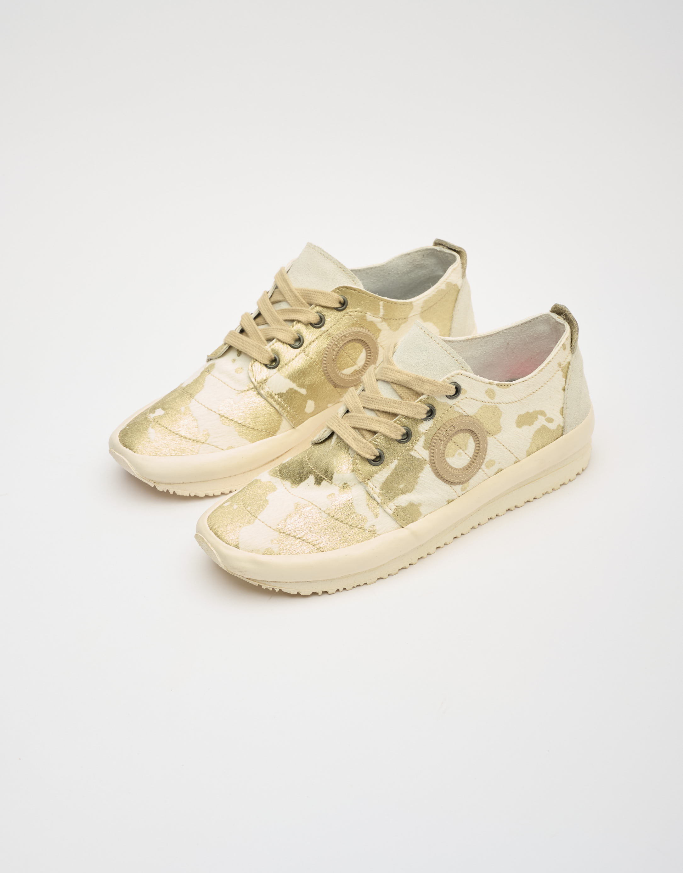 נעלי נשים - Aro - סניקרס עם הדפס JAQ - לבן   זהב2