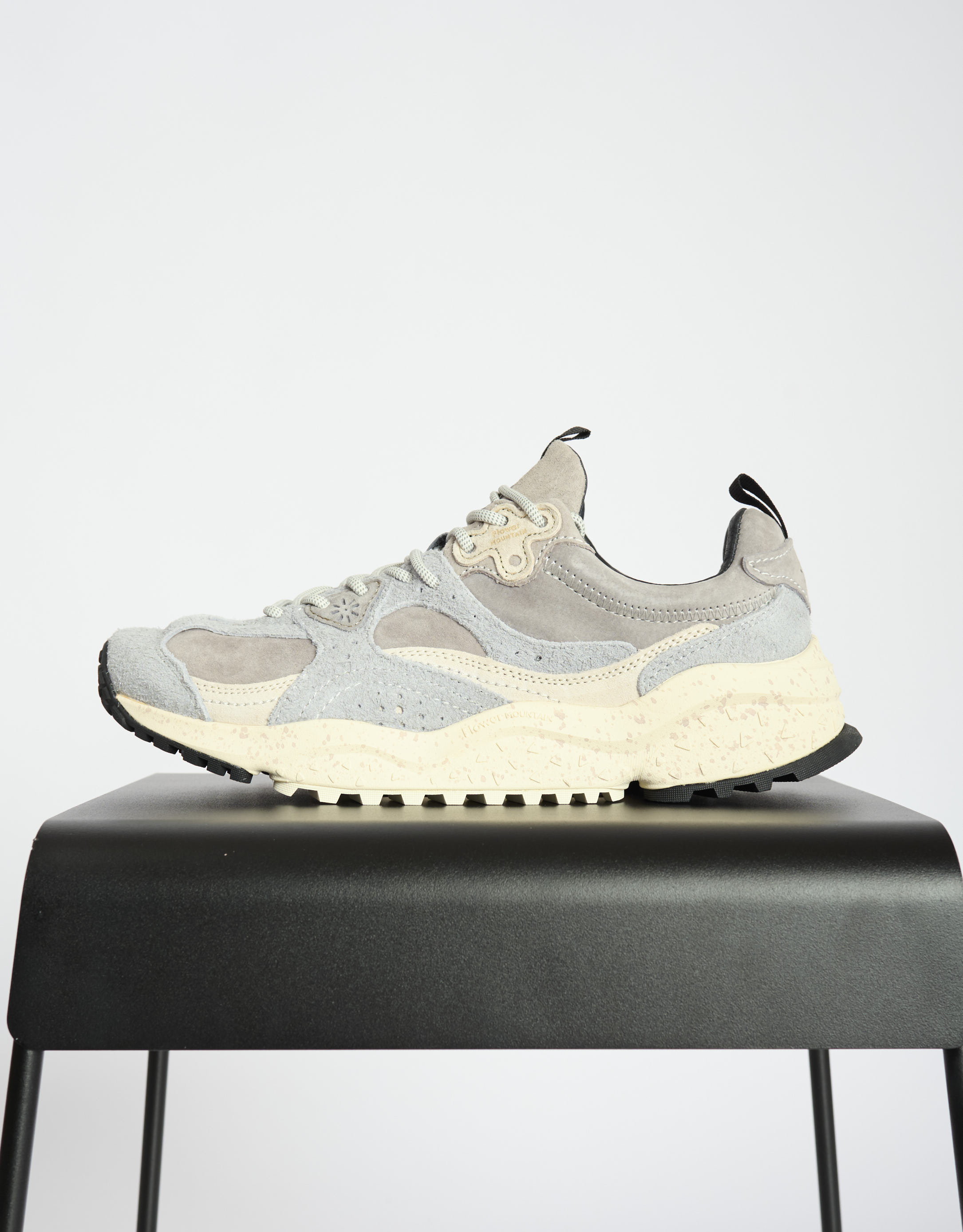 נעלי גברים - Flower Mountain - סניקרס זמש ובד WAVE - אפור1