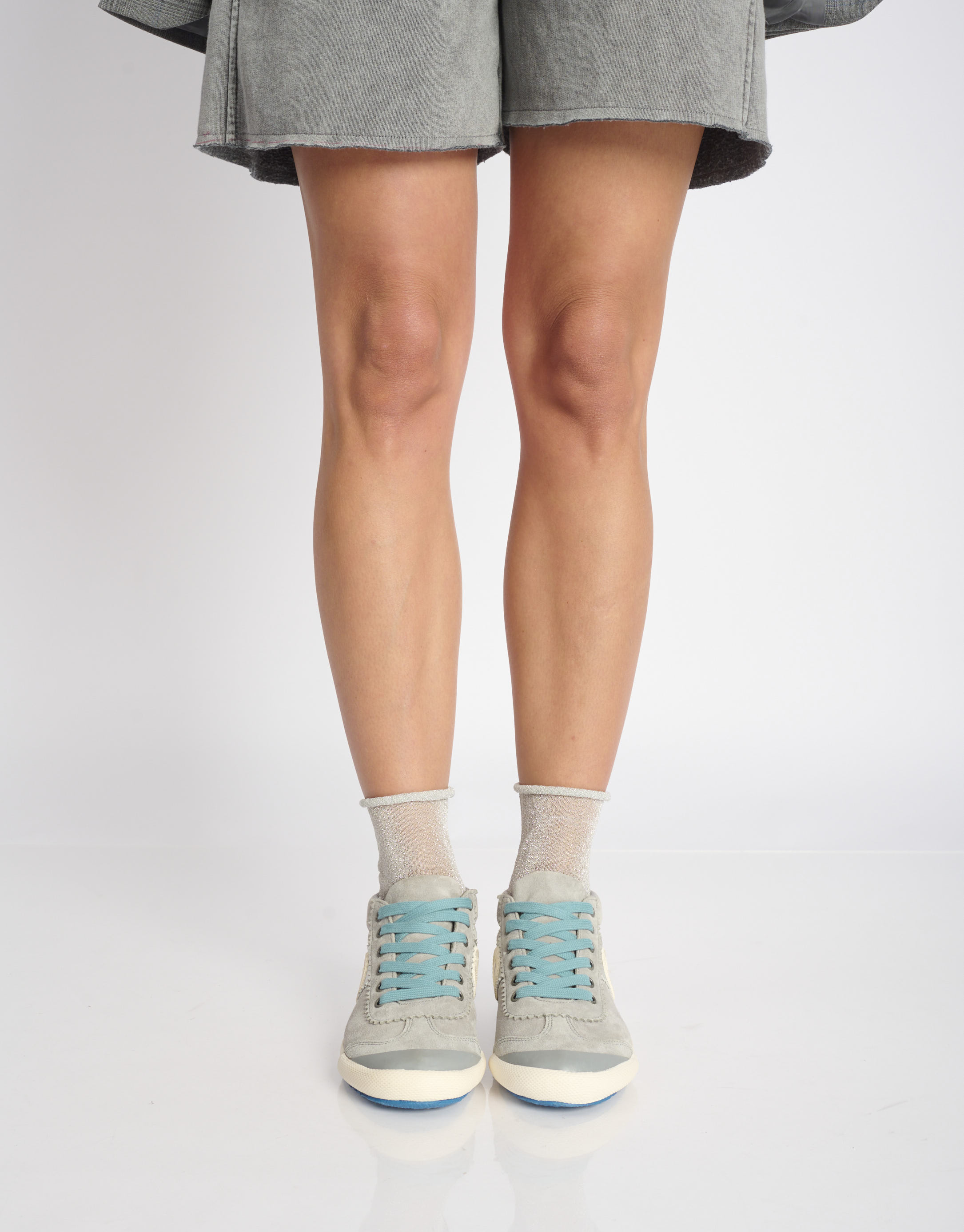 נעלי נשים - Aro - סניקרס זמש גבוהות RAY - אפור בהיר1