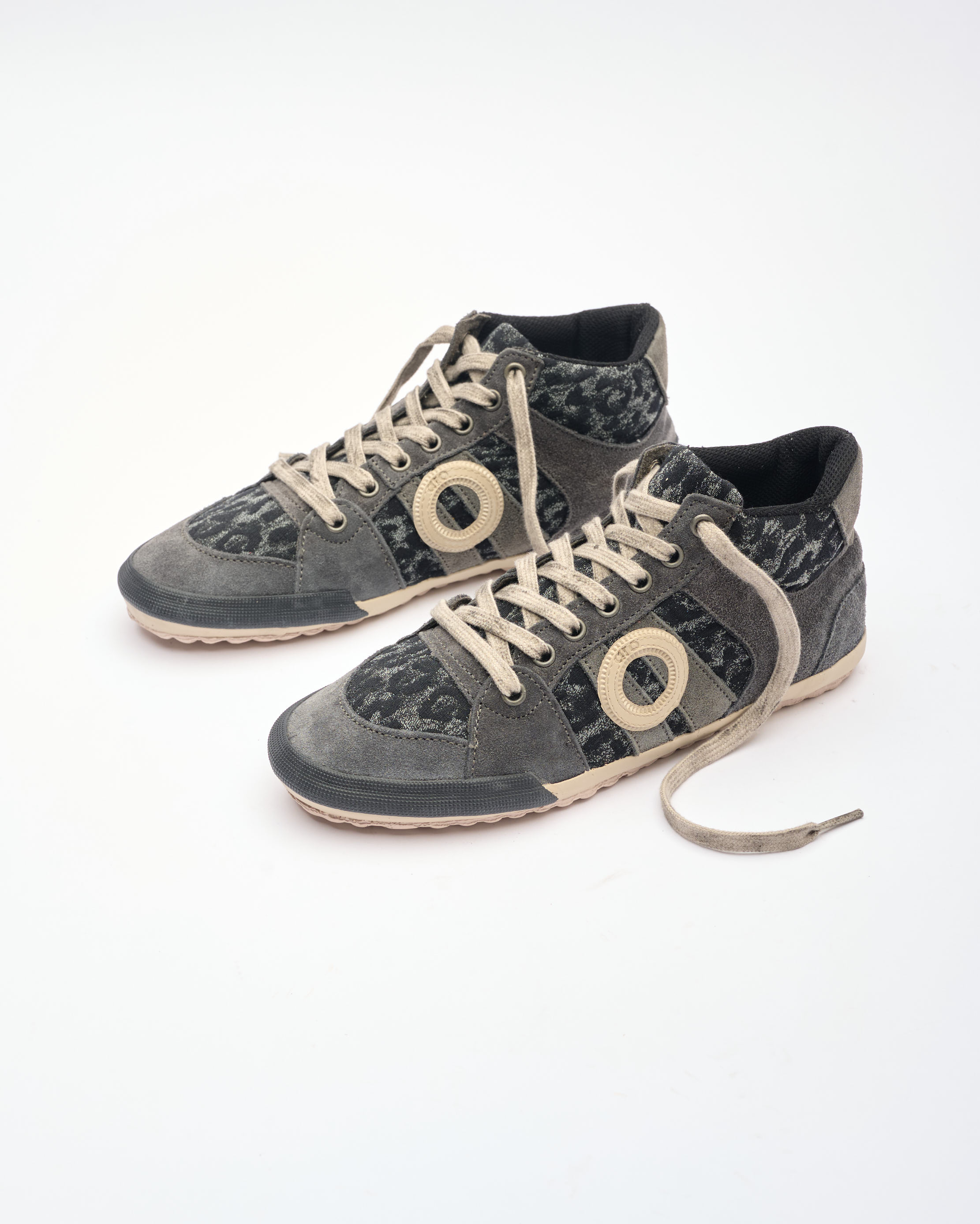 נעלי נשים - Aro - סניקרס גבוהות מנומרות IDO - אפור2